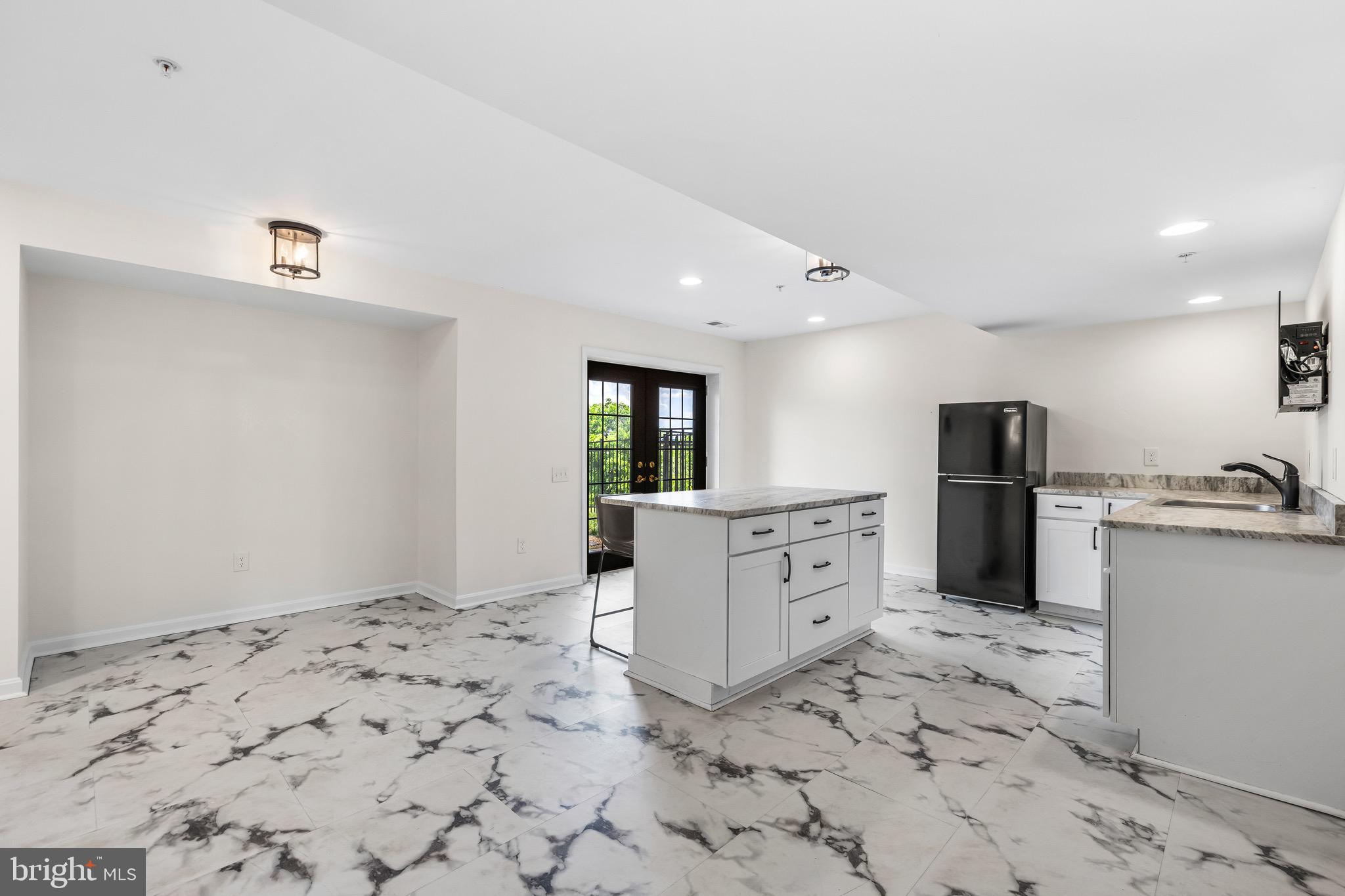 MANCHESTER FARMS - Residential