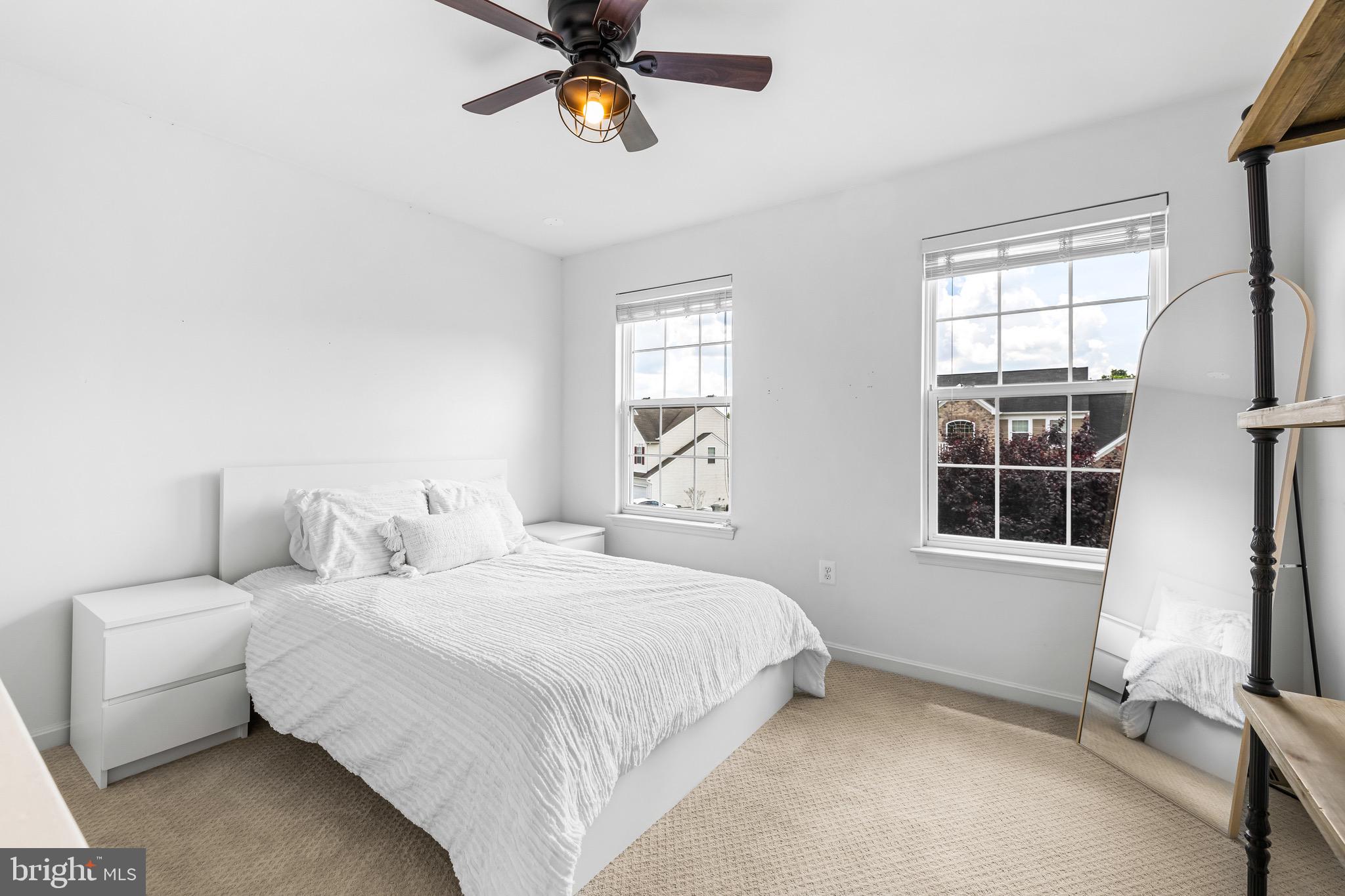 MANCHESTER FARMS - Residential