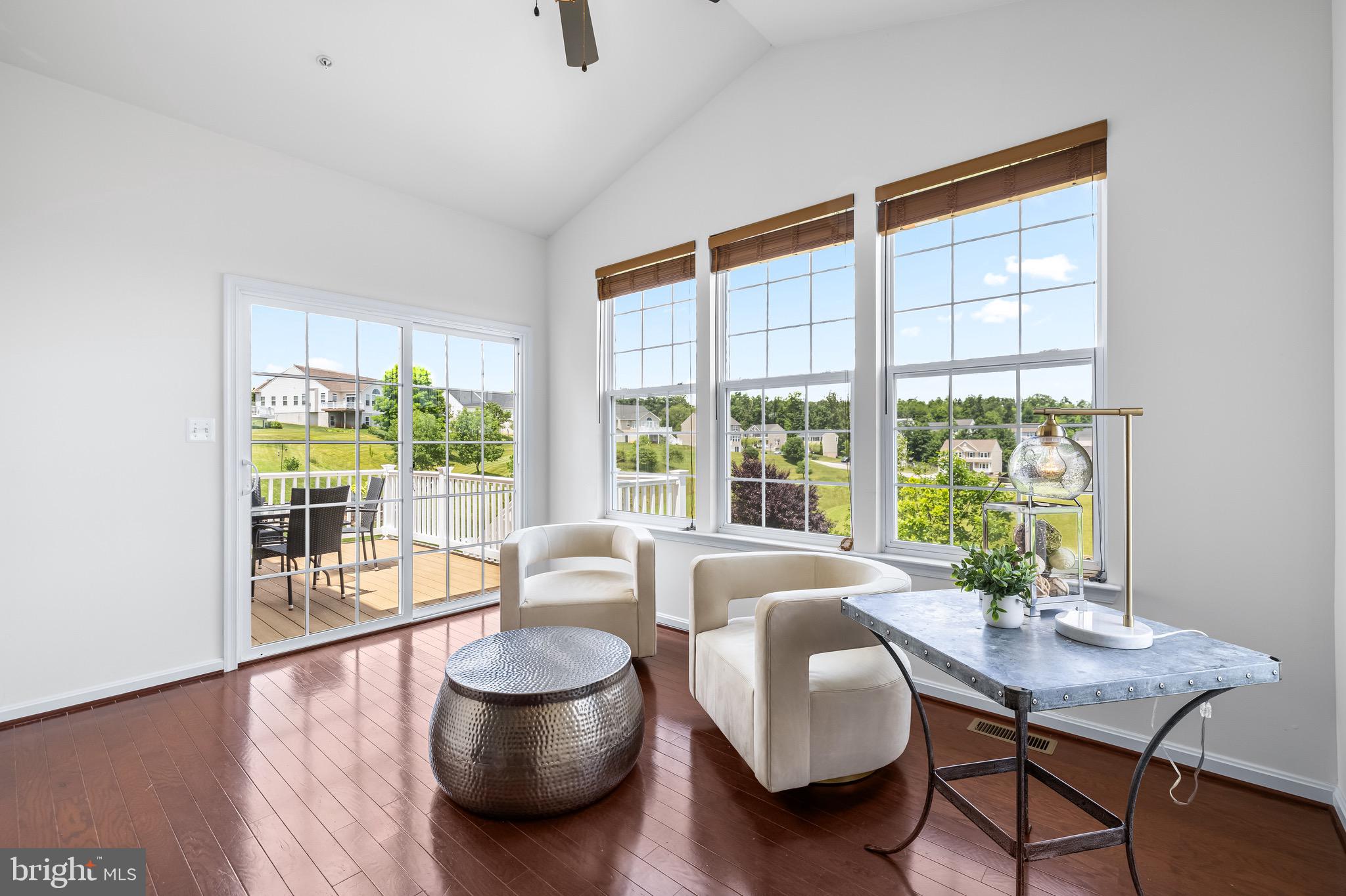 MANCHESTER FARMS - Residential