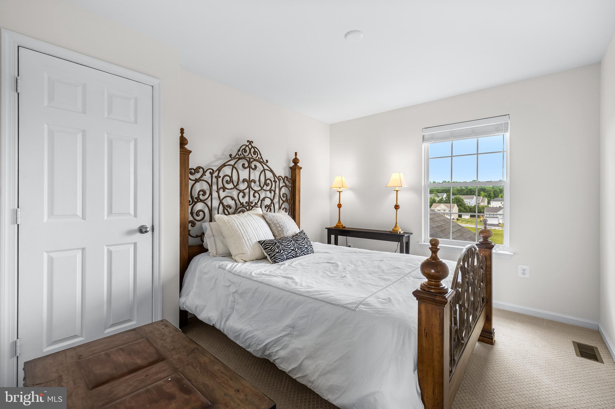 MANCHESTER FARMS - Residential