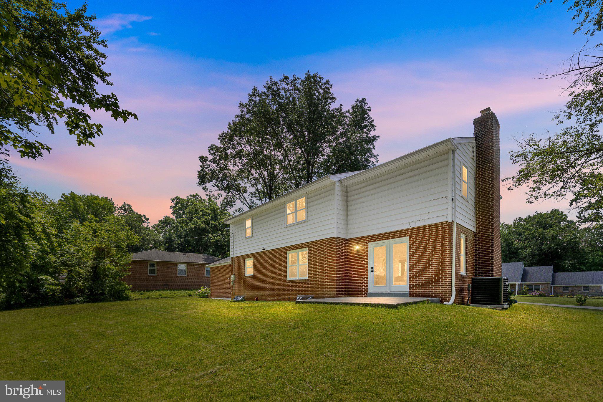 3 WHITE OAK ROAD