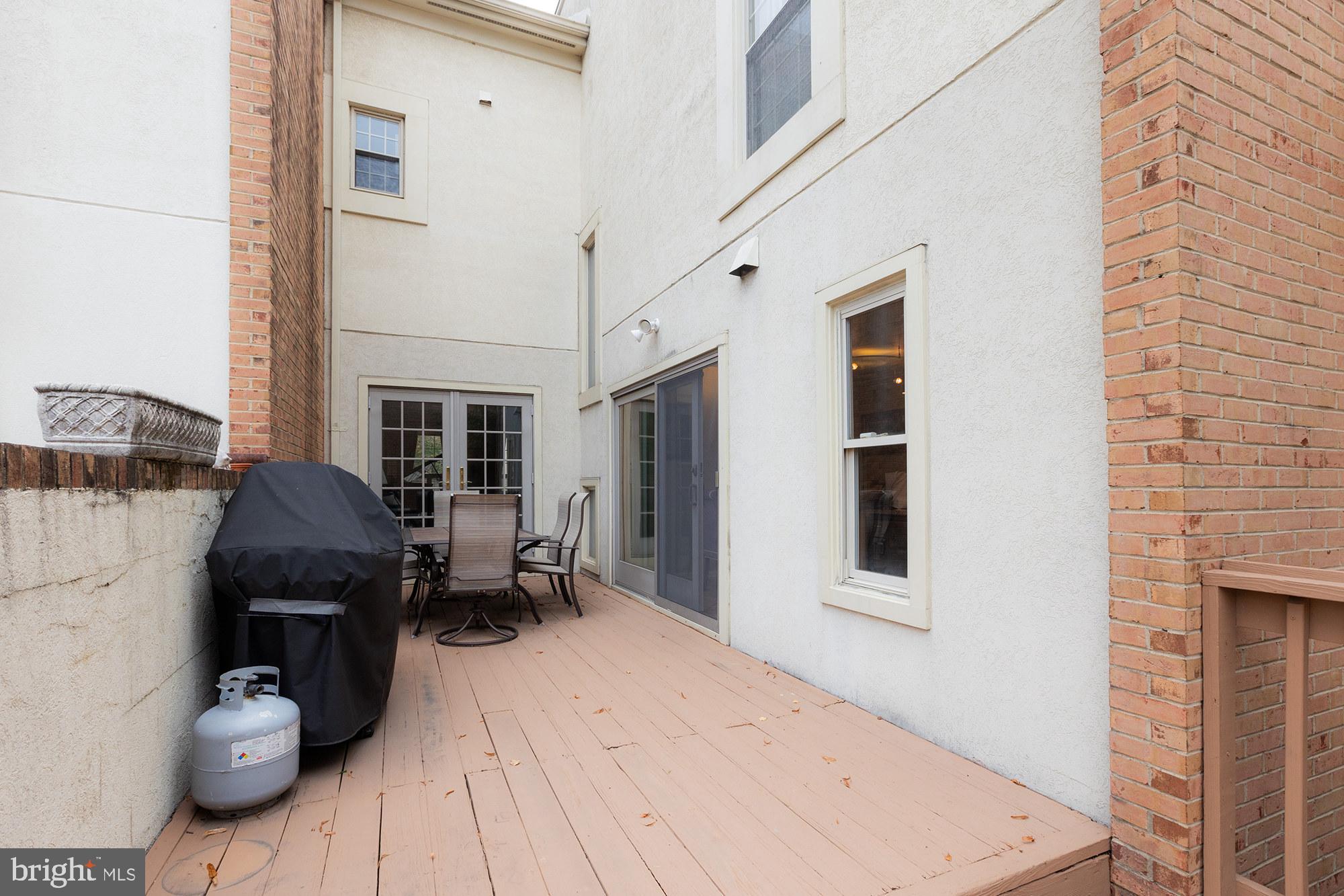 CANTON SQUARE - Residential