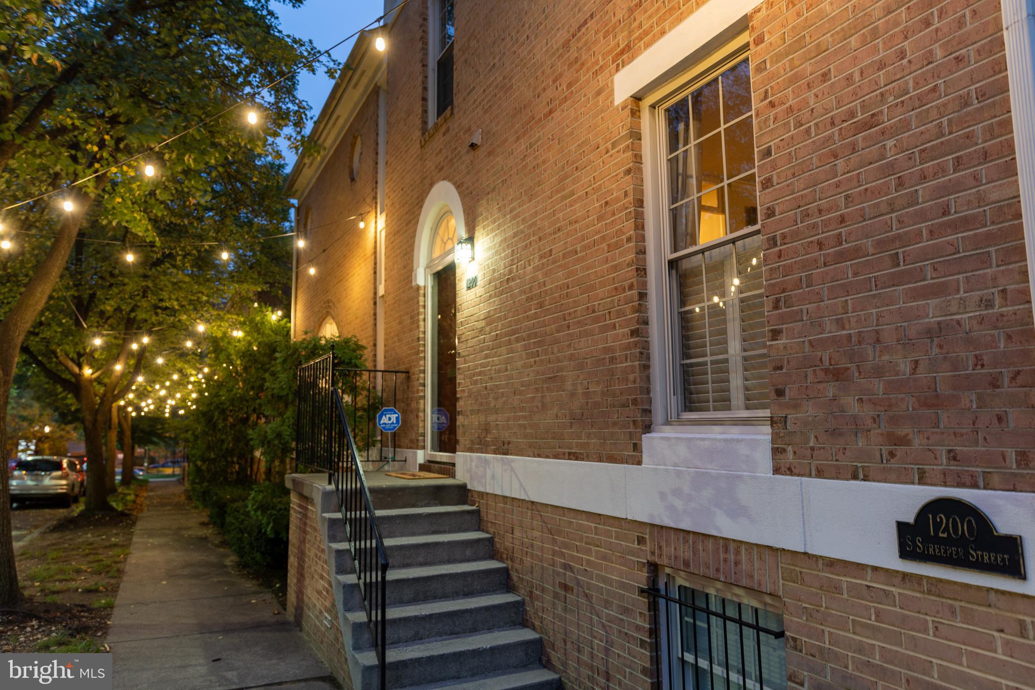 CANTON SQUARE - Residential