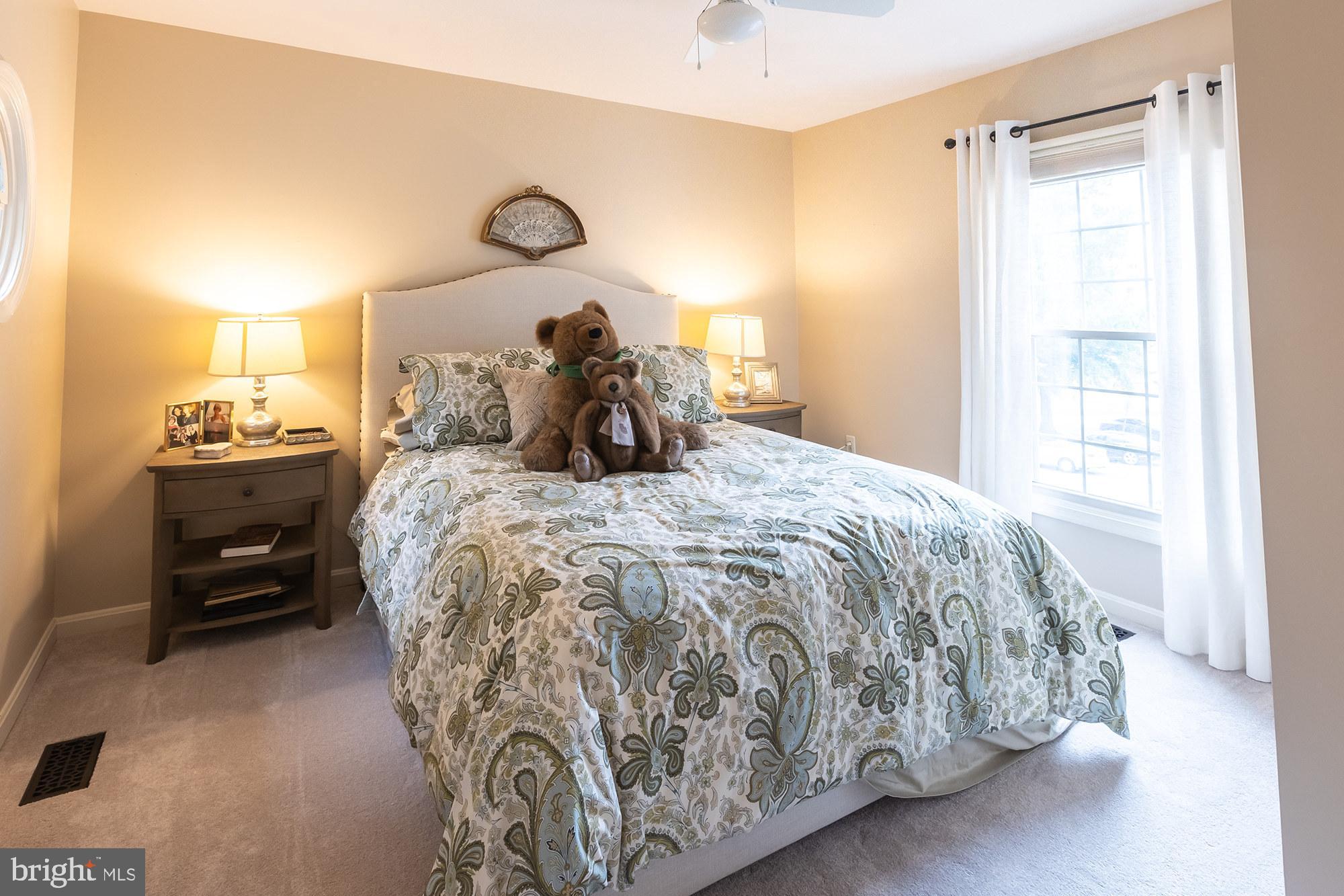 CANTON SQUARE - Residential