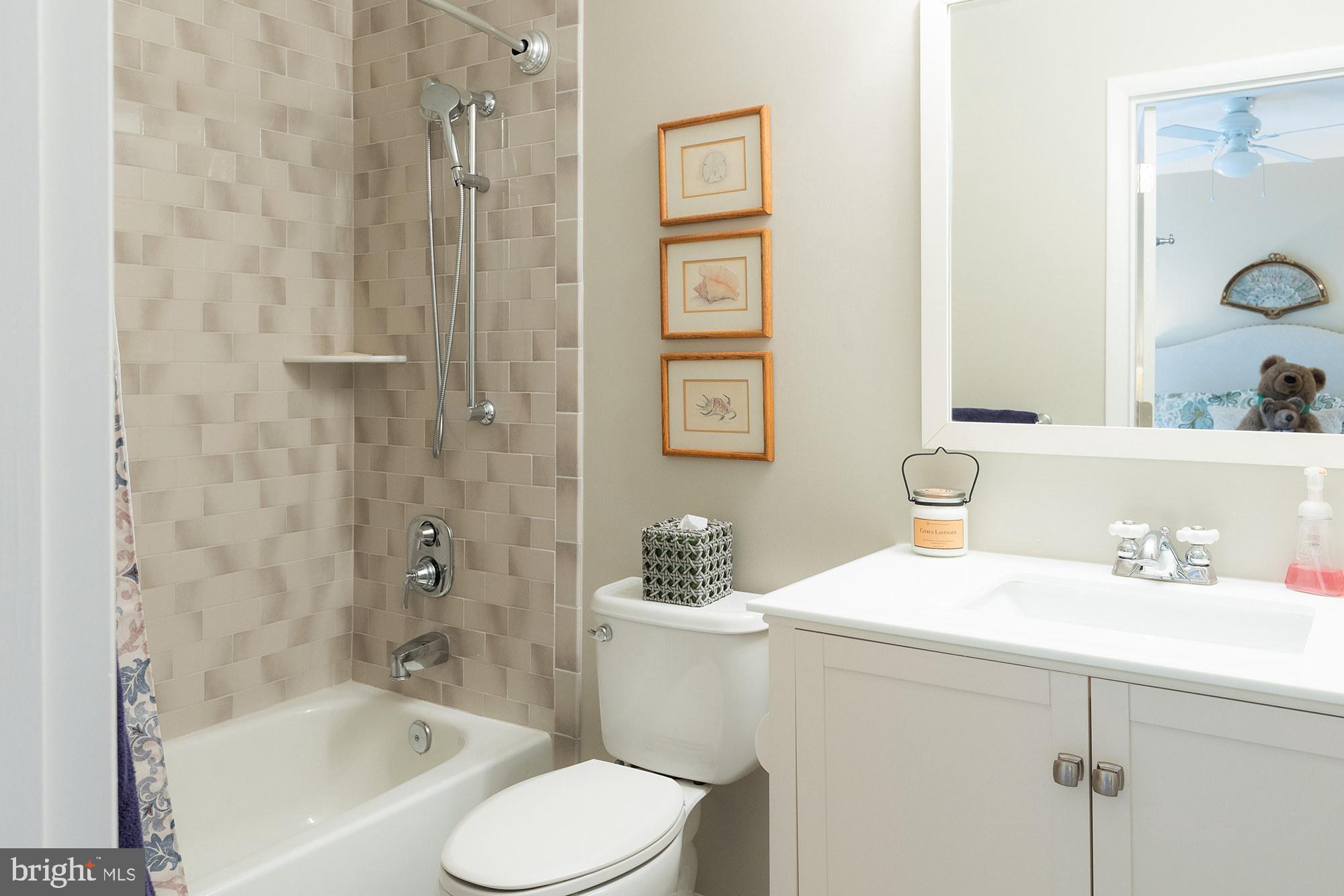 CANTON SQUARE - Residential