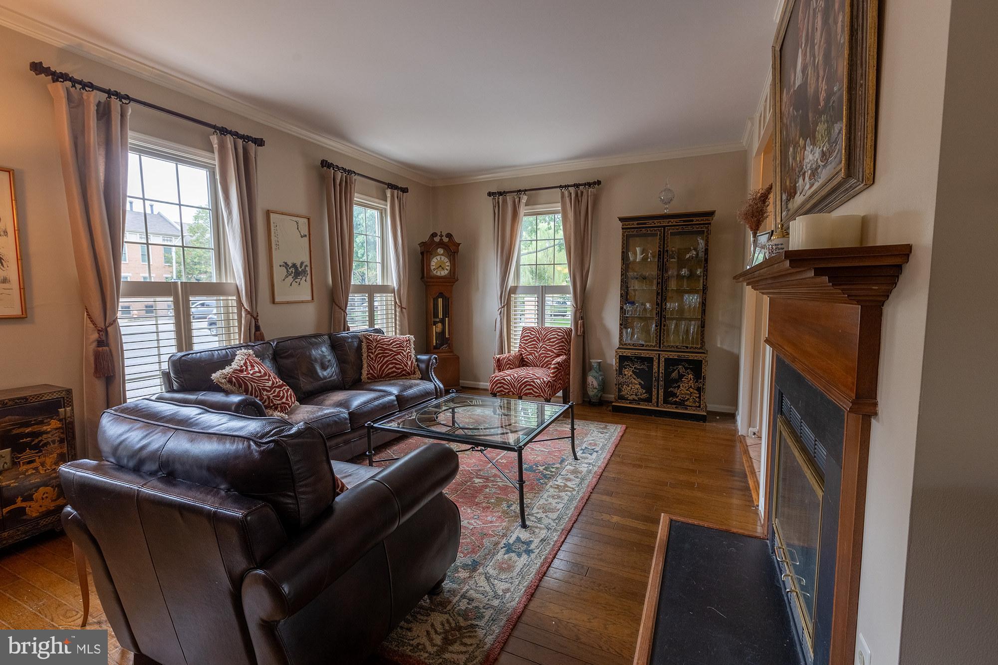 CANTON SQUARE - Residential