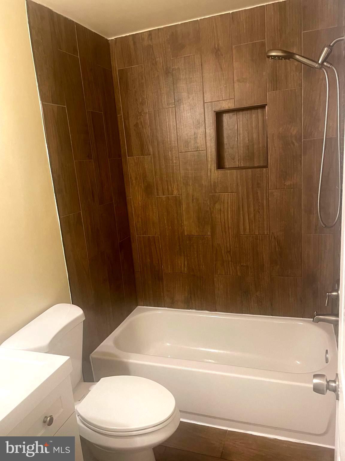 CARMODY HILLS - Residential