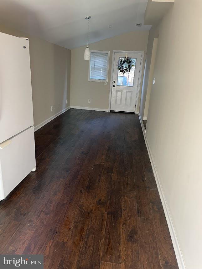 CARROLLTON MANOR - Residential Lease