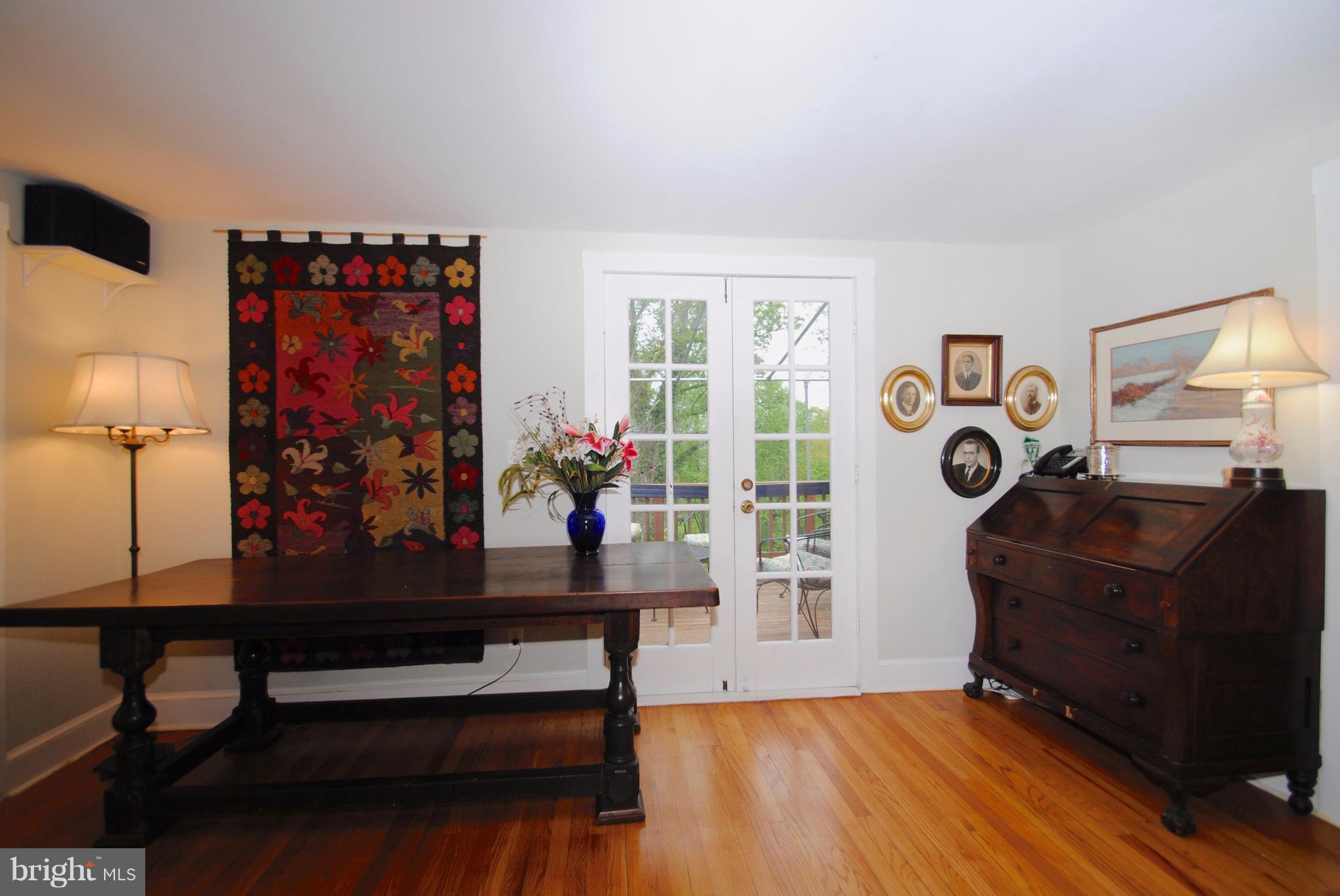 PINES ON THE SEVERN - Residential Lease