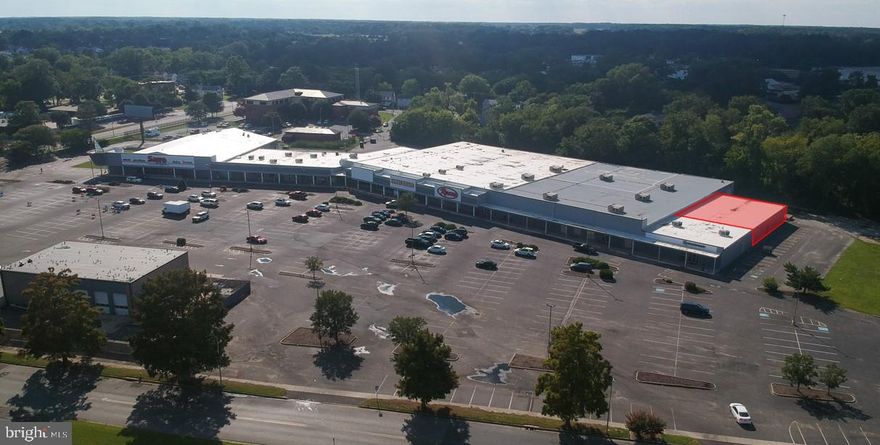 6,000 Square Feet of inline retail/office/industrial space on the north corner of the shopping center next to People Ready in the ongoing updating and redevelopment of the Salisbury Shopping Center in downtown Salisbury.  The space is being offered at a starting rate of $5 per square foot NNN.  Custom build outs are available.  Join neighbors in the shopping center such as Save-A-Lot, Roses and Dollar Tree as well as next door neighbors like the Salisbury Police Department, Salisbury Fire Station, the brand new 7/11 and all that downtown Salisbury has to offer.