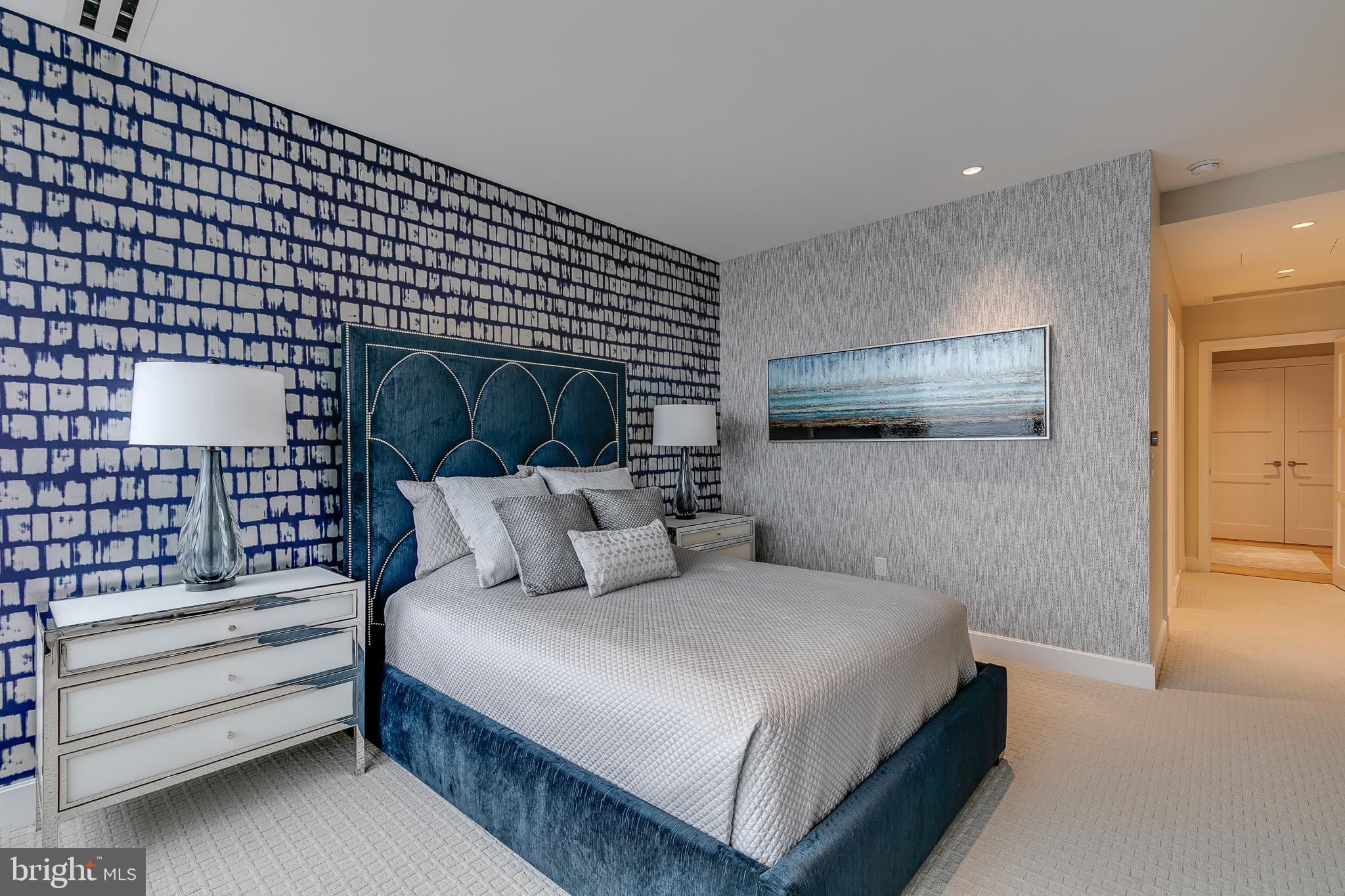 CENTER CITY - Residential Lease