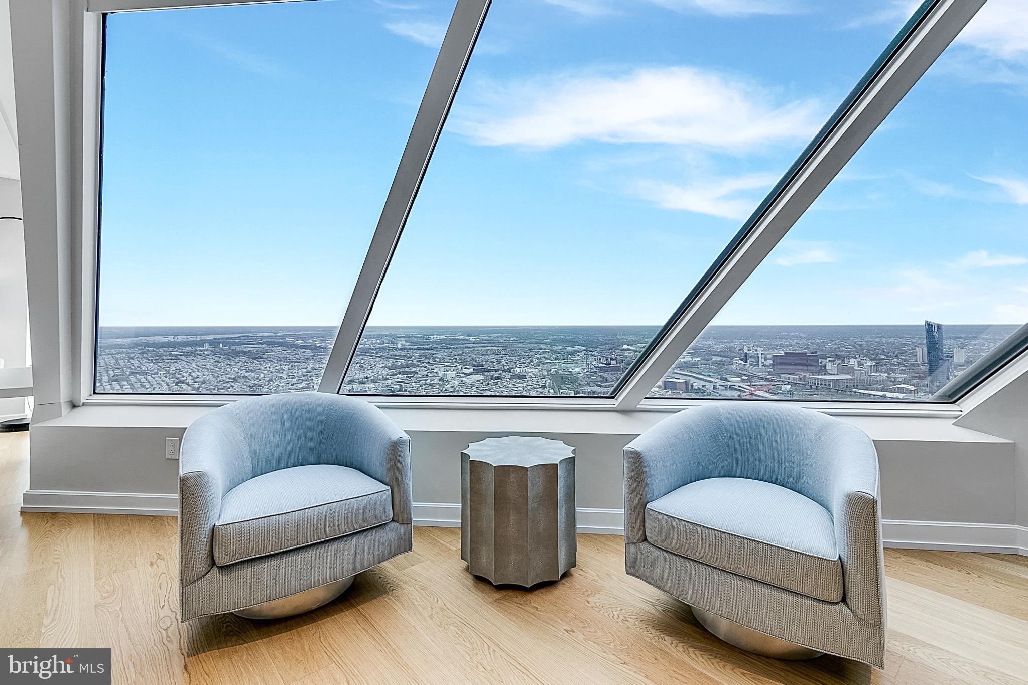 CENTER CITY - Residential Lease