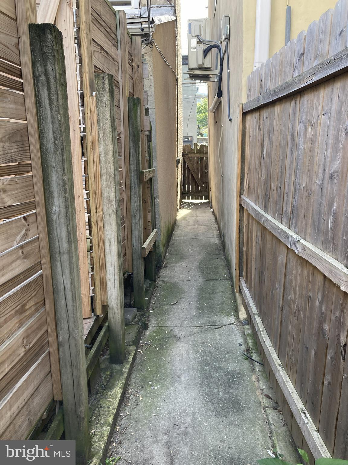 FISHTOWN - Residential Lease