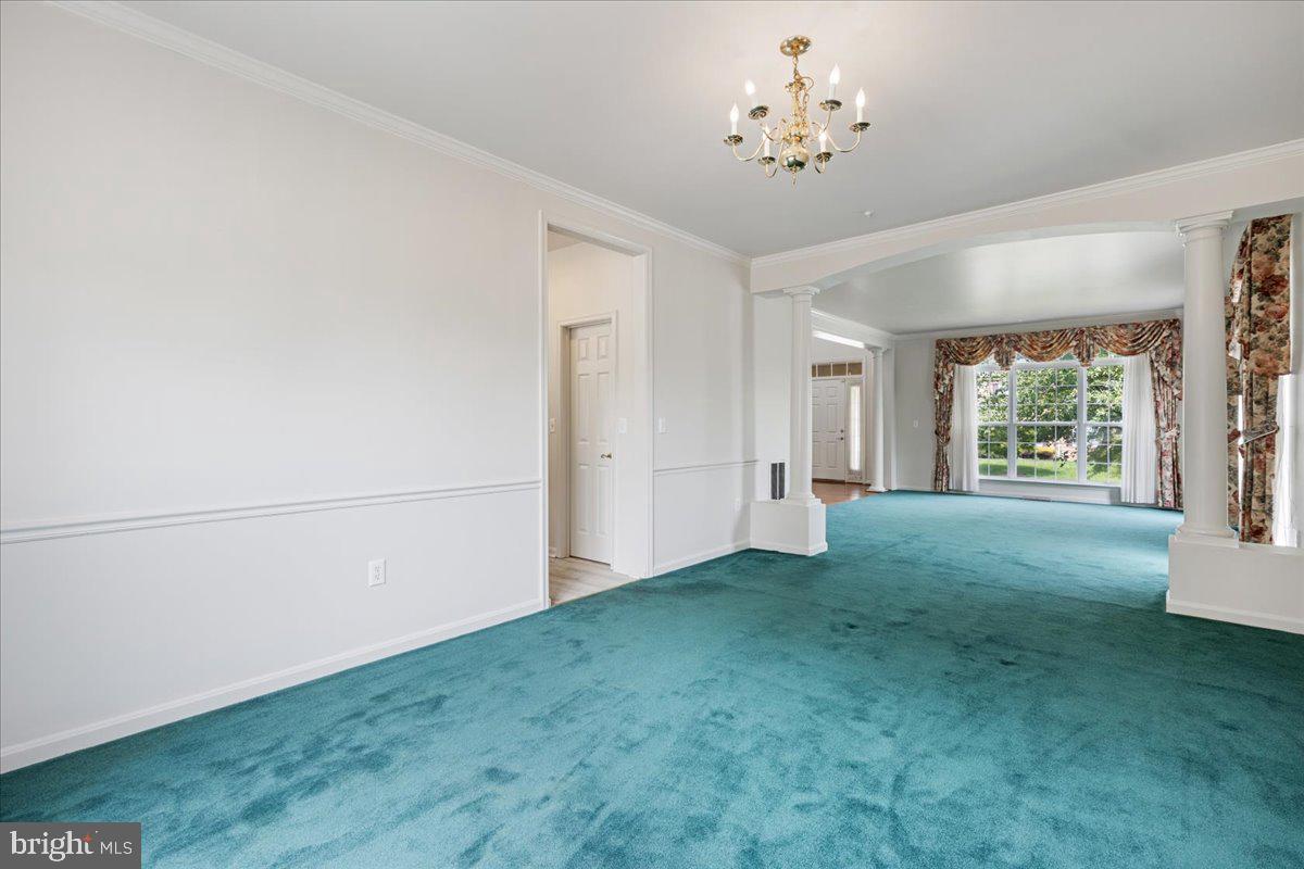 FARMINGTON WOODS - Residential