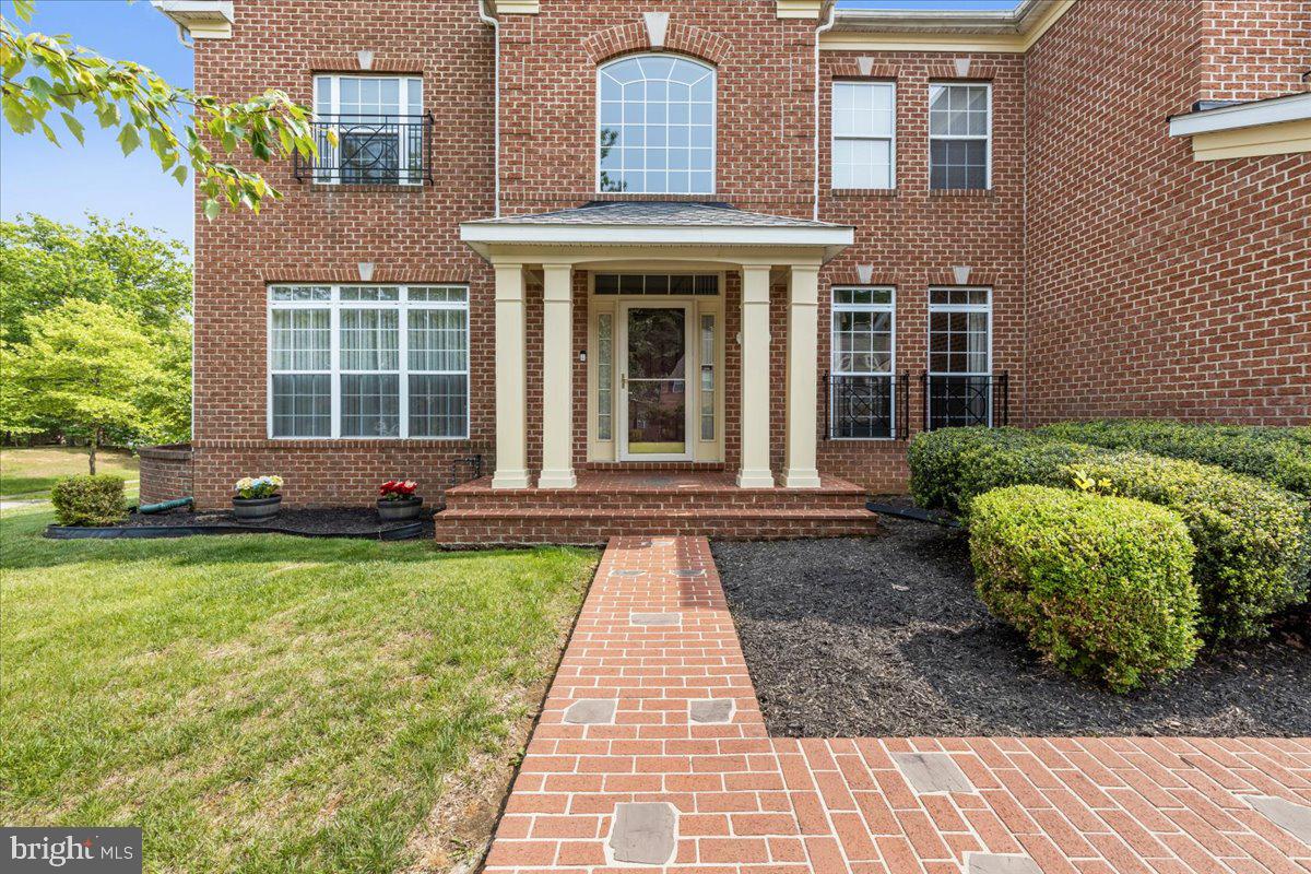 FARMINGTON WOODS - Residential