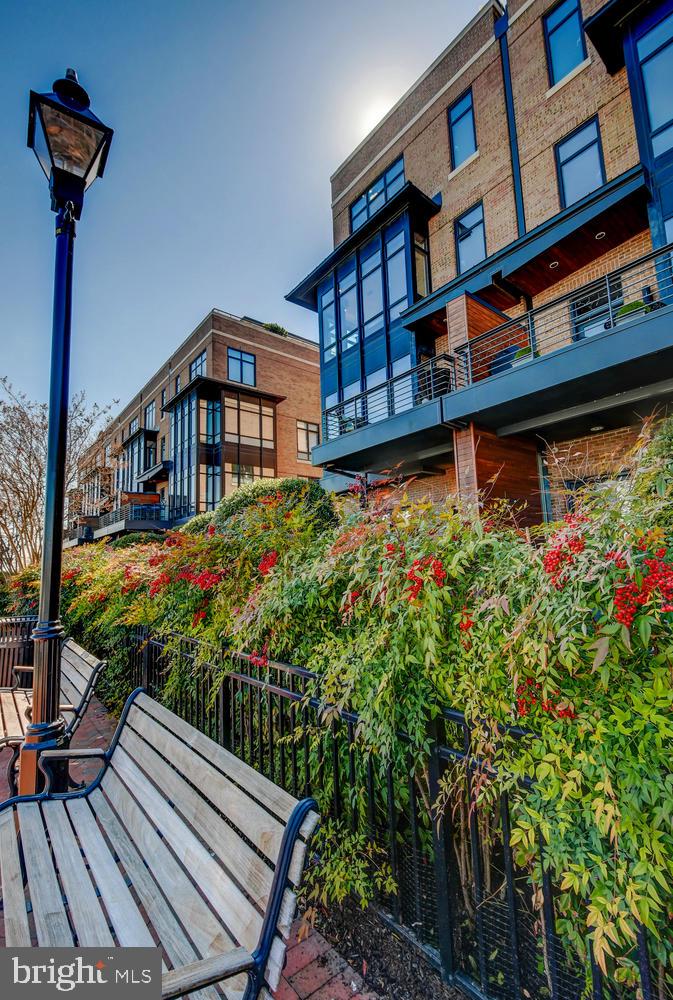 FELLS POINT HISTORIC DISTRICT - Residential