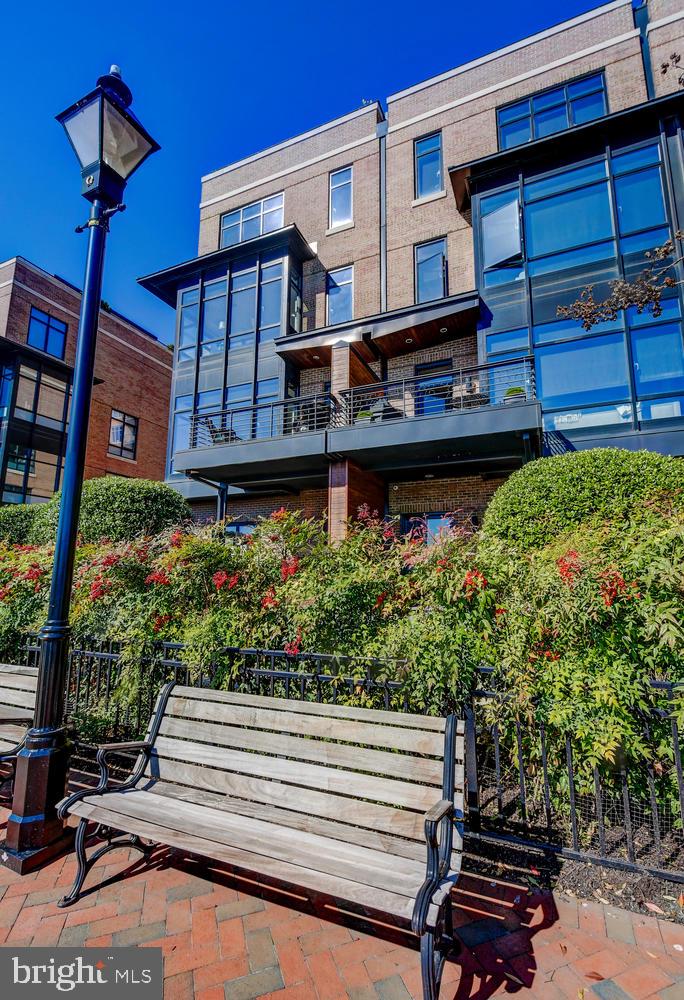 FELLS POINT HISTORIC DISTRICT - Residential