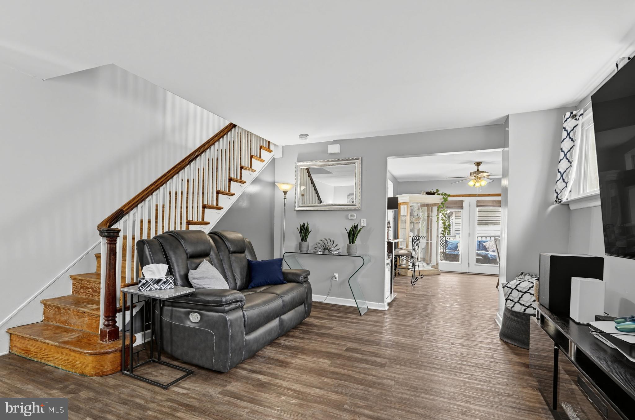 4 OAKLEY ROAD