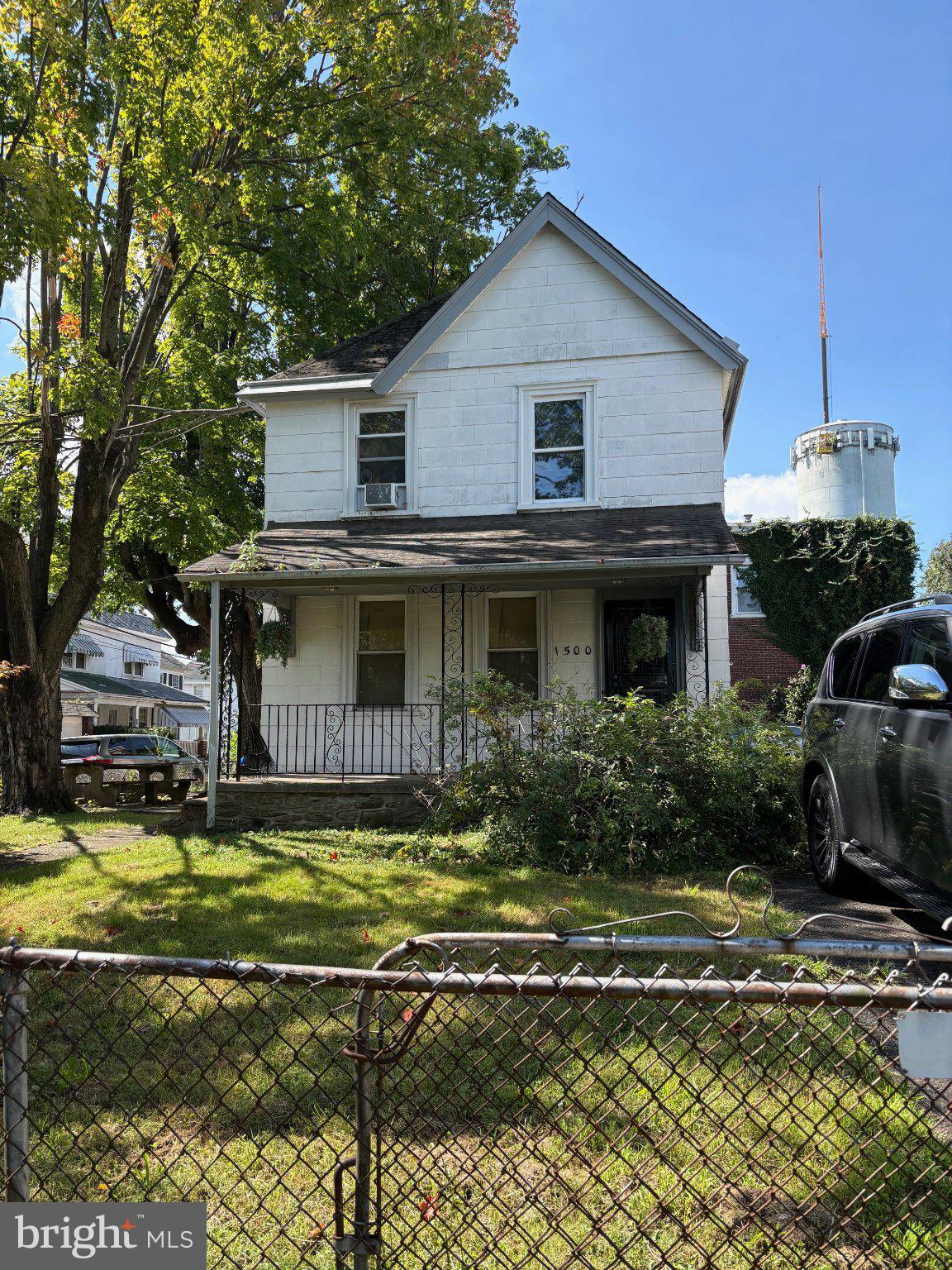 1500 WILLOW AVENUE