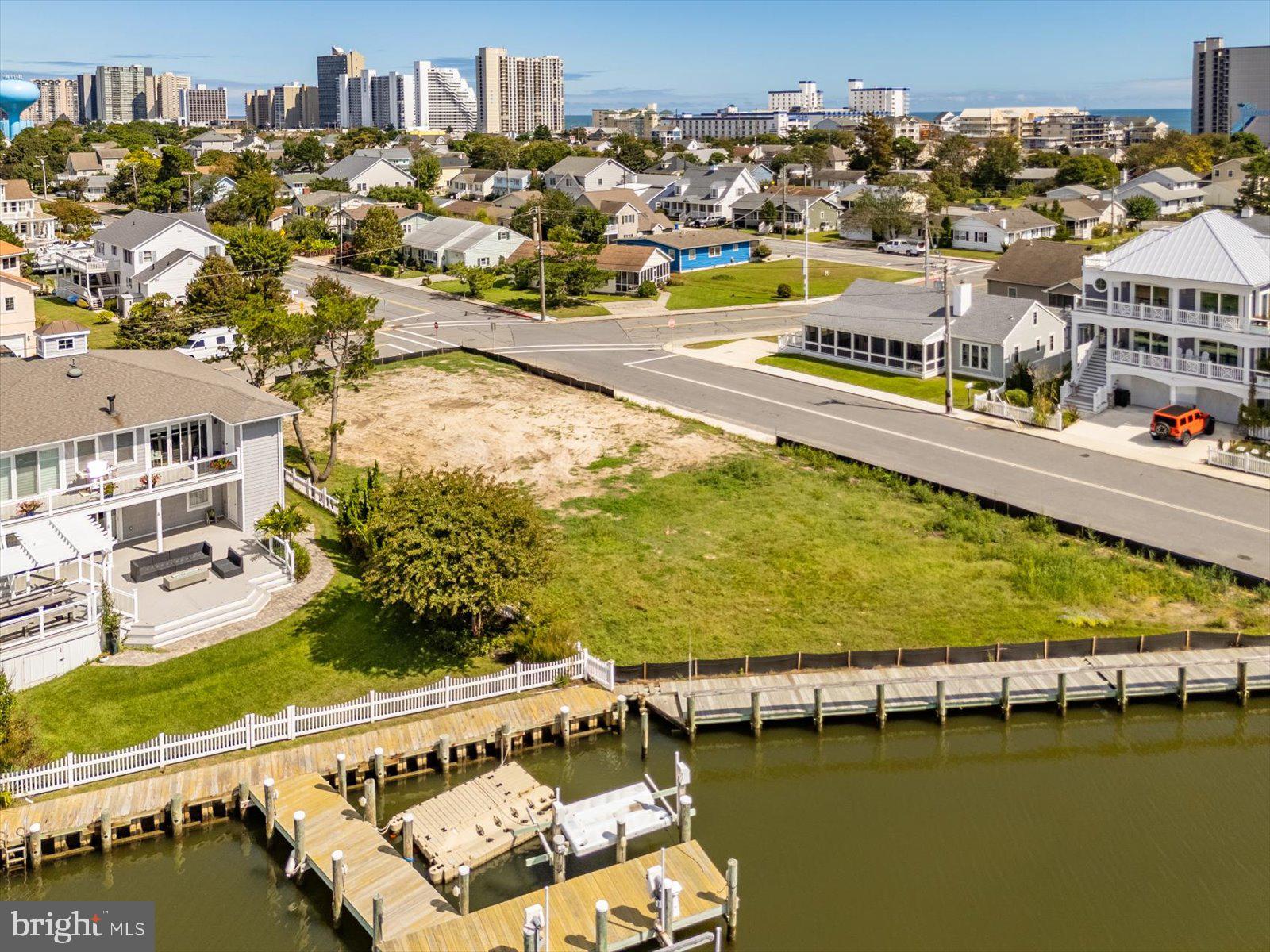 LITTLE SALISBURY - Residential