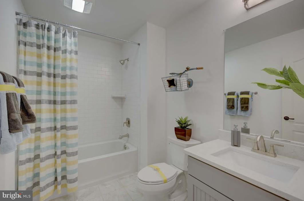 LITTLE SALISBURY - Residential