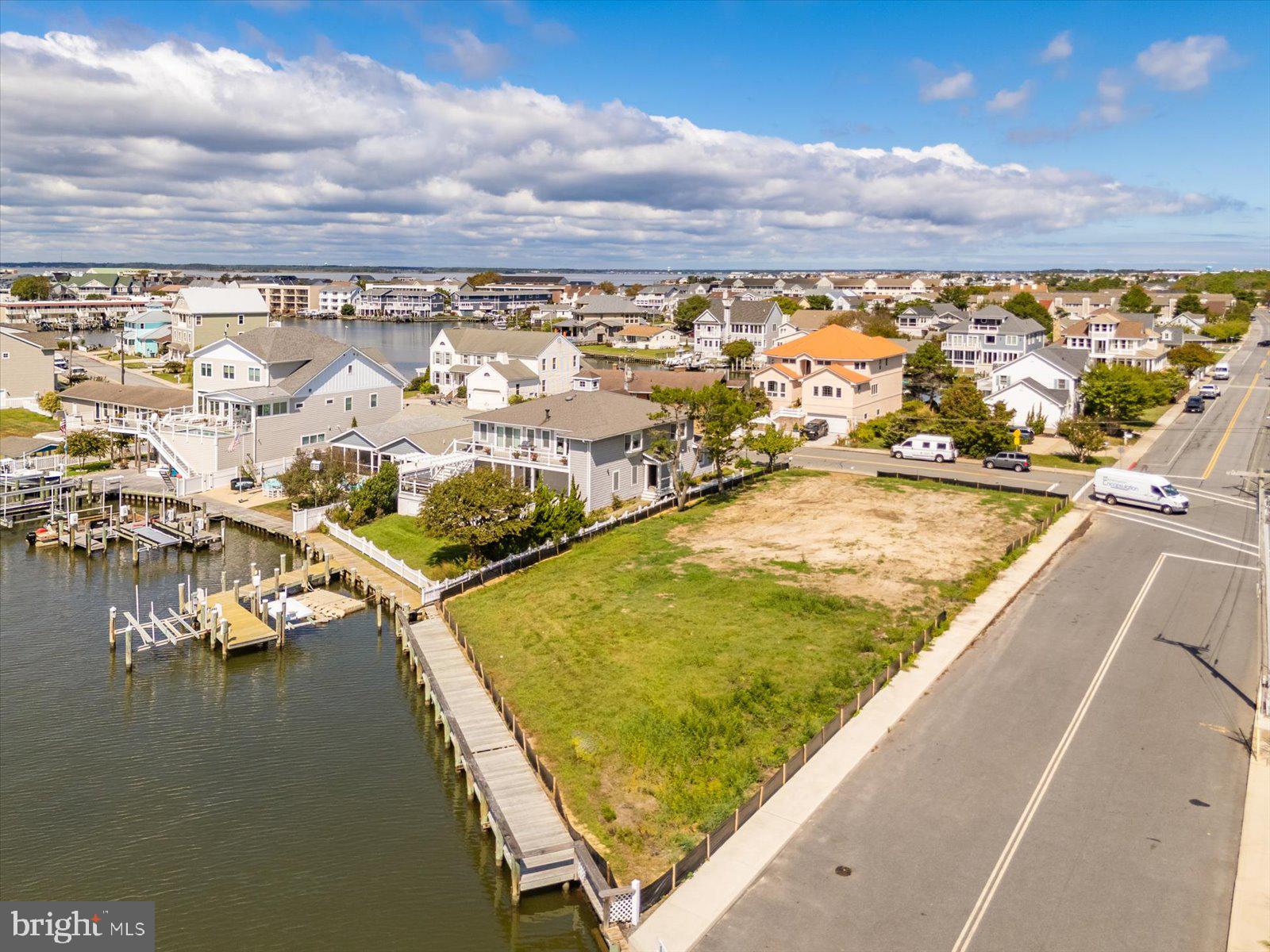 LITTLE SALISBURY - Residential