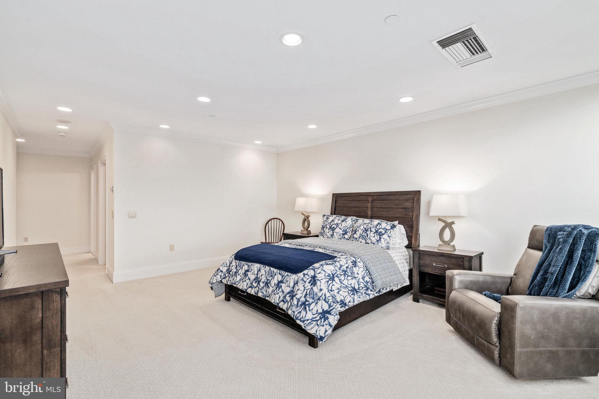 CENTER CITY - Residential