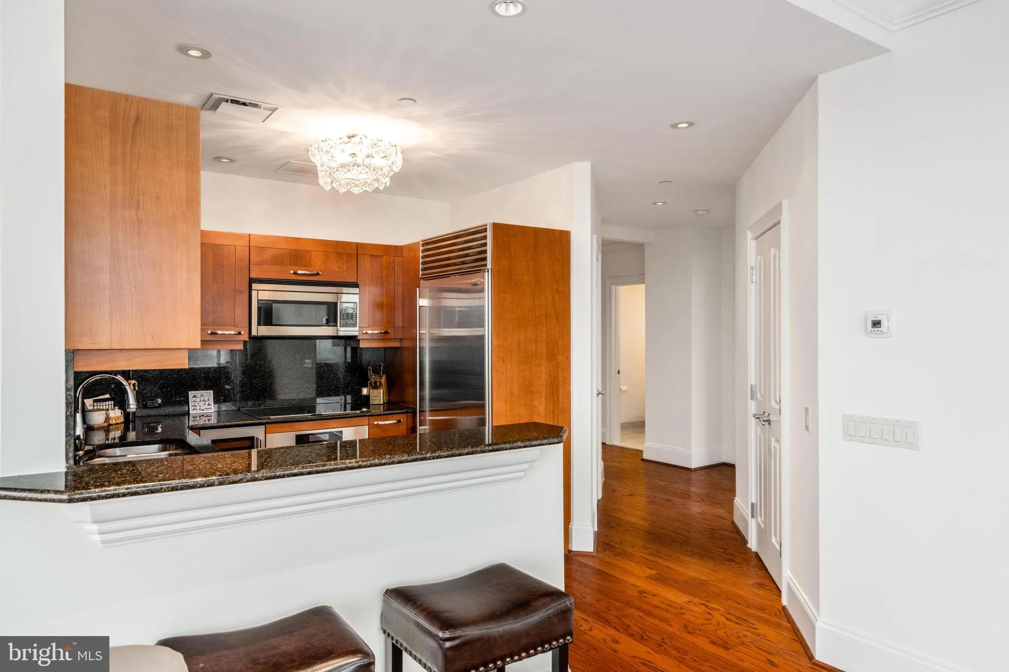Philadelphia, Pennsylvania 19102, United States, 2 Bedrooms Bedrooms, ,3 BathroomsBathrooms,Residential,Active,92963