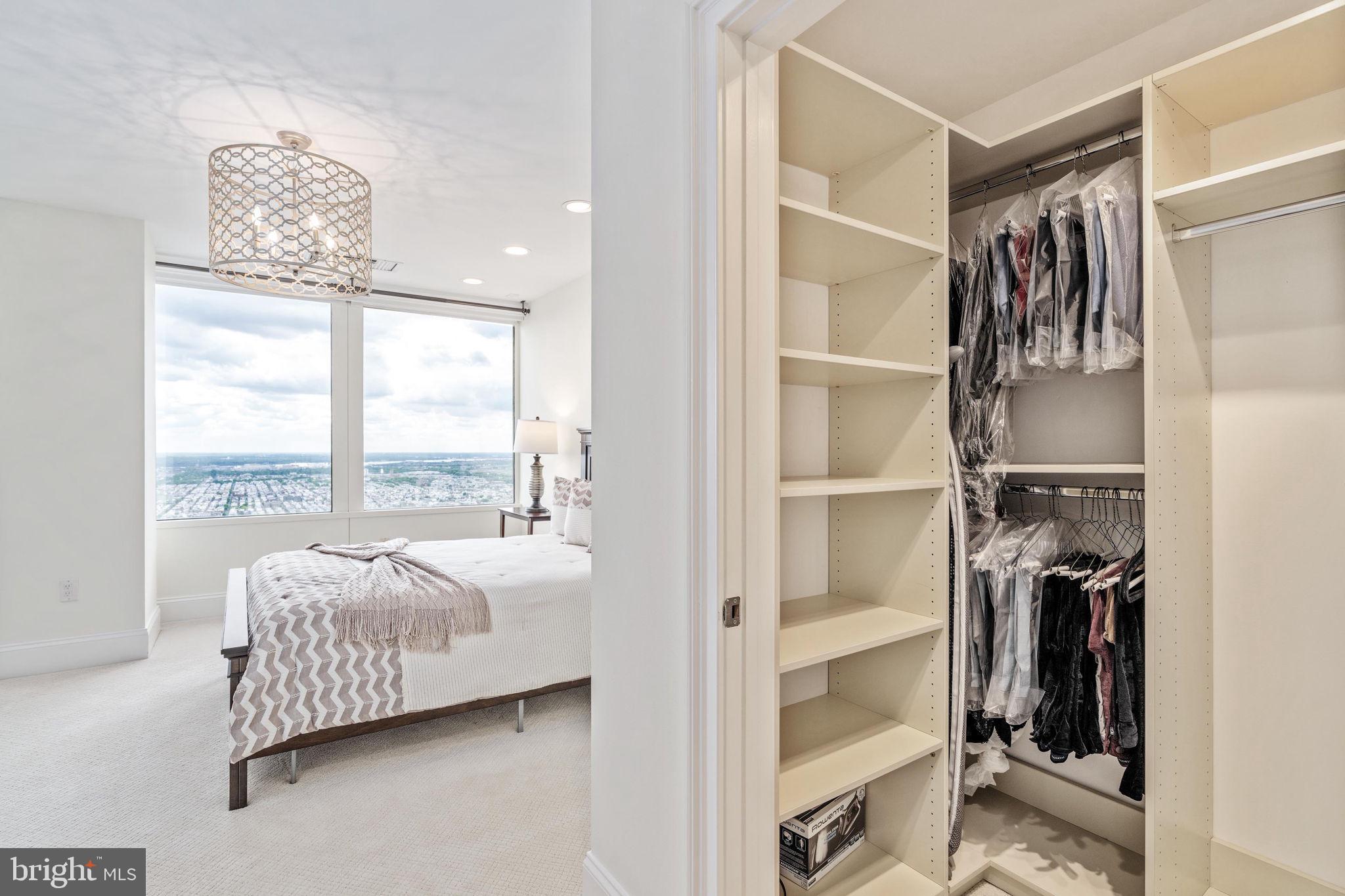 CENTER CITY - Residential