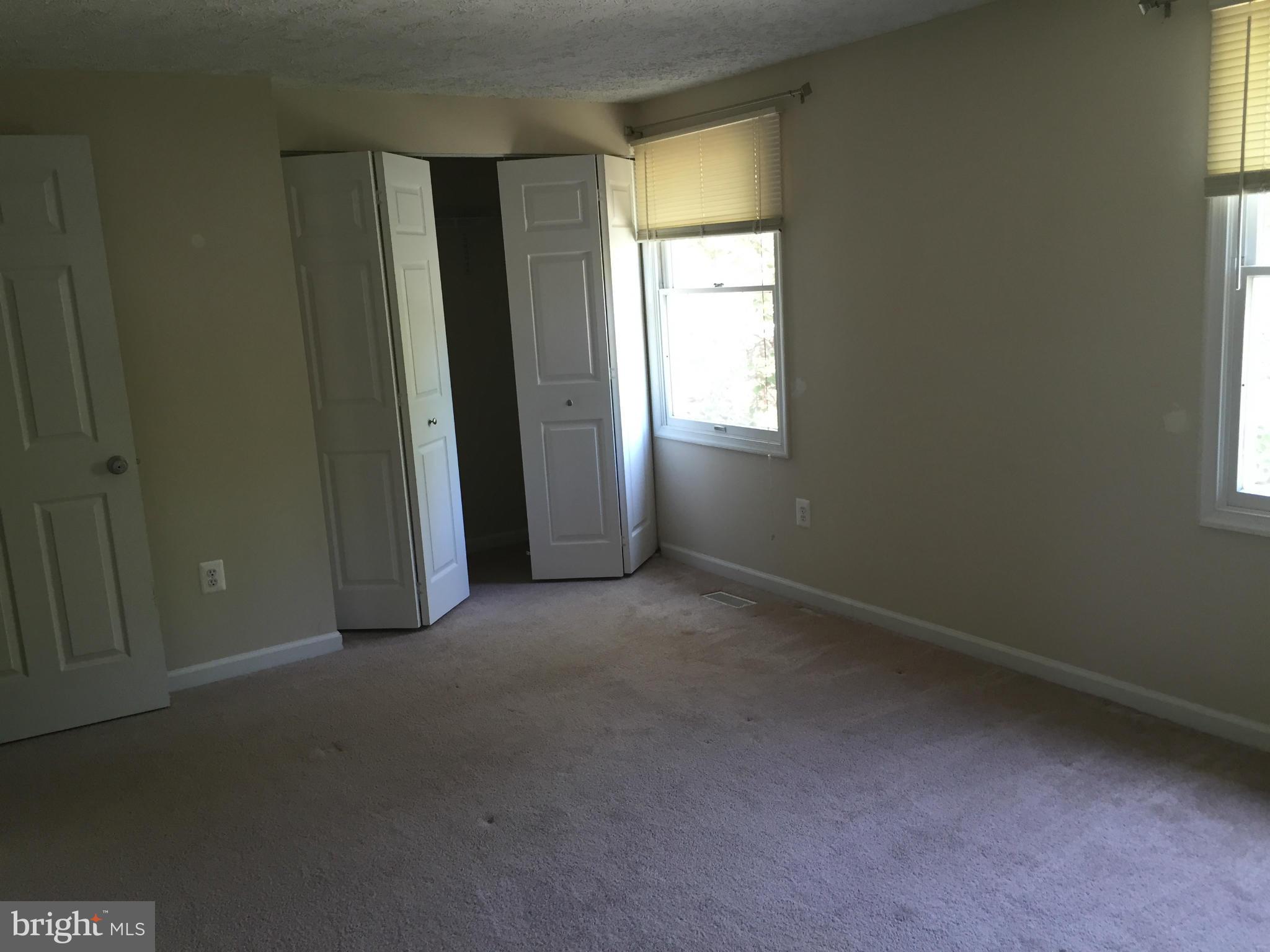 REVELL DOWNS - Residential Lease