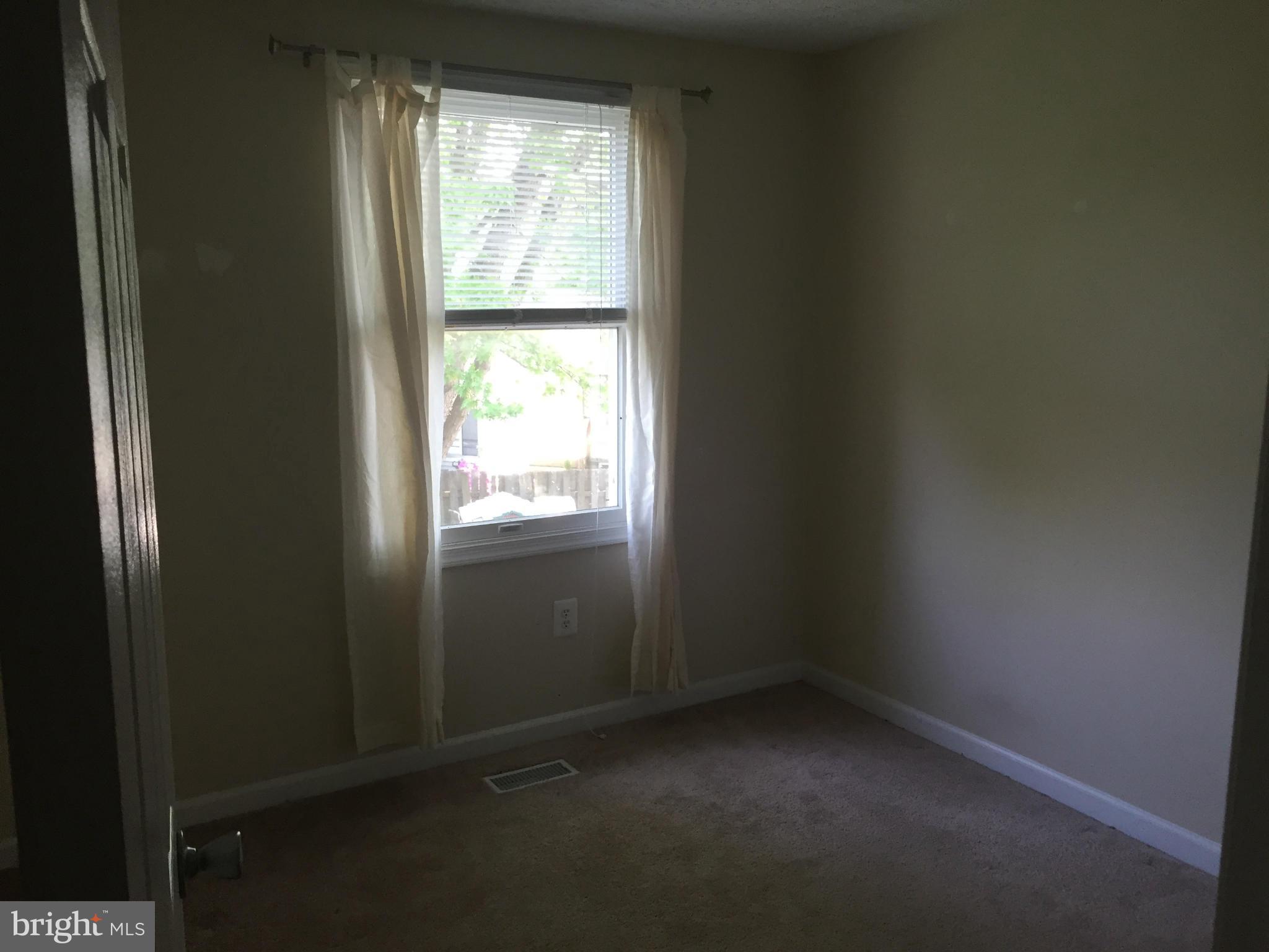 REVELL DOWNS - Residential Lease