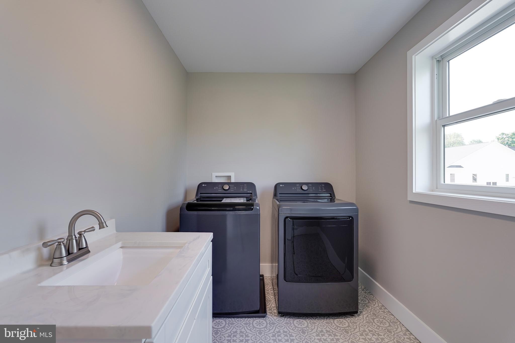 WARNERS ADDITION TO KENSINGTON - Residential