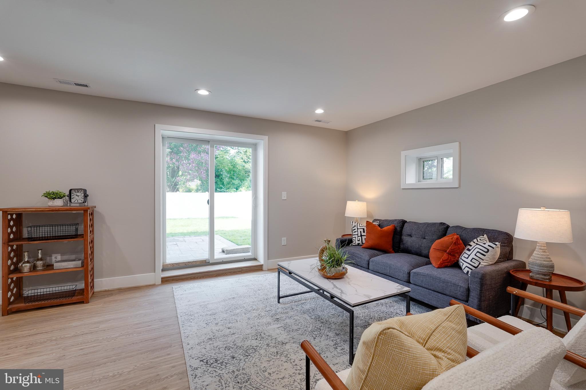 WARNERS ADDITION TO KENSINGTON - Residential