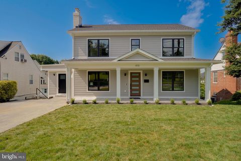 Photo of 4118 Knowles Avenue, KENSINGTON, MD 20895 (MLS # MDMC2154158) Photo of 4118 Knowles Avenue, KENSINGTON, MD 20895 (MLS # MDMC2154158)