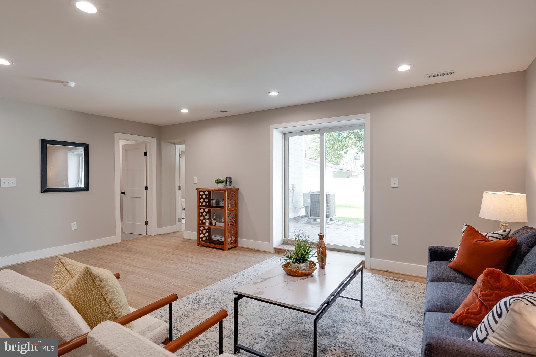 WARNERS ADDITION TO KENSINGTON - Residential