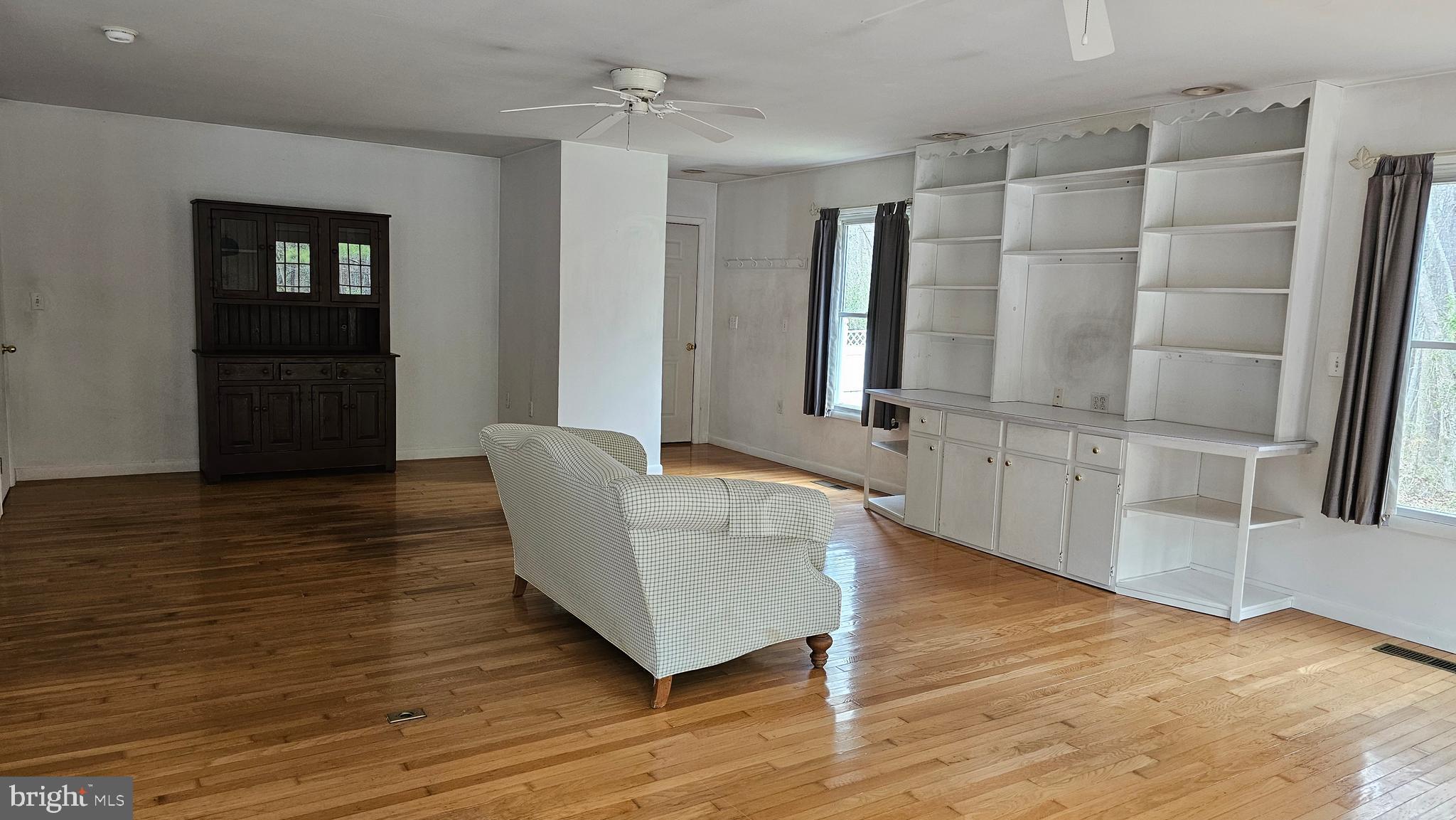 CEDAR LANE - Residential