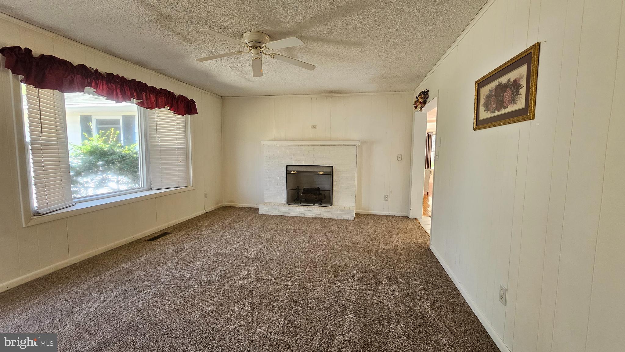 CEDAR LANE - Residential