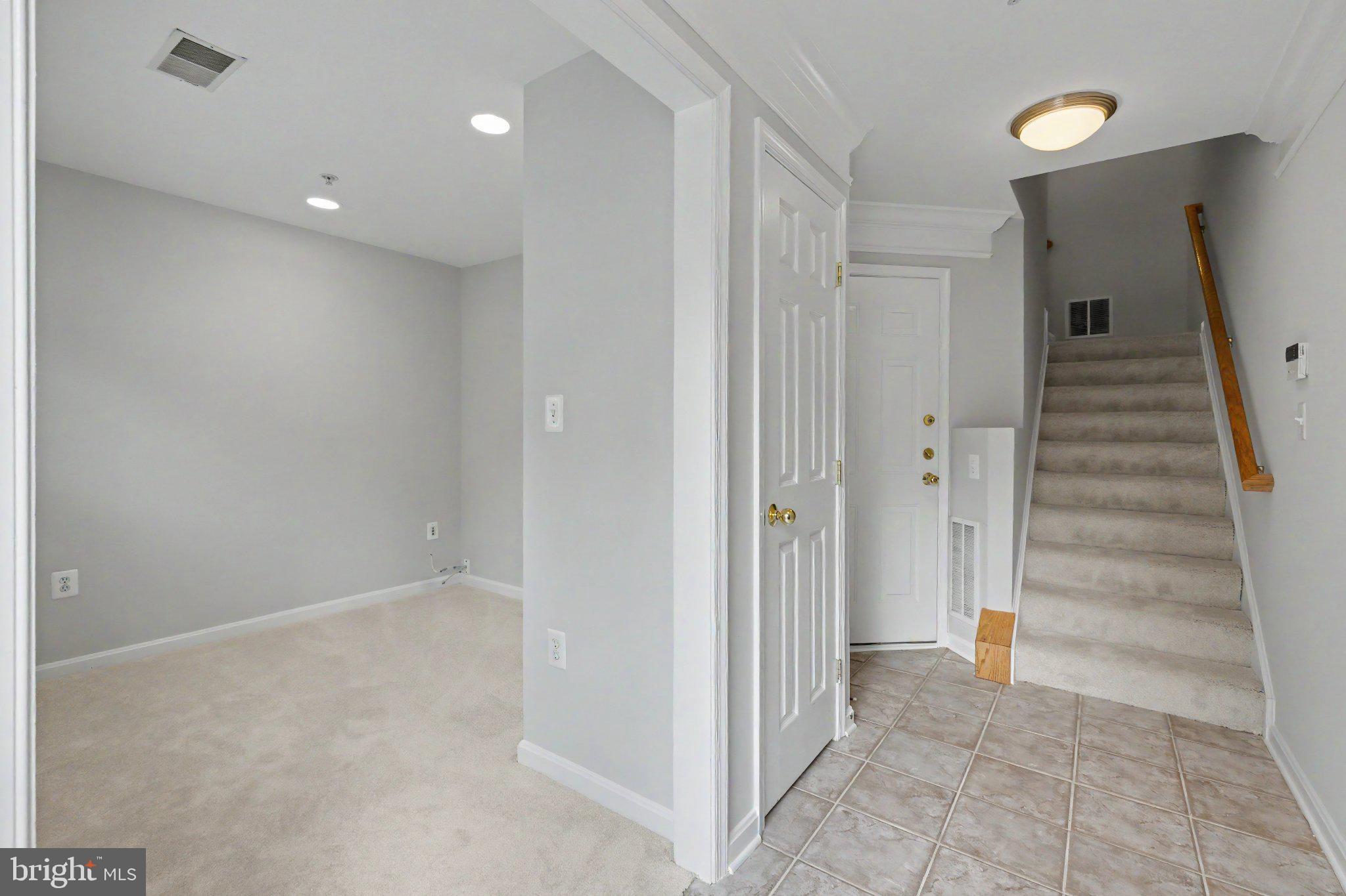 204 MARTIN LANE