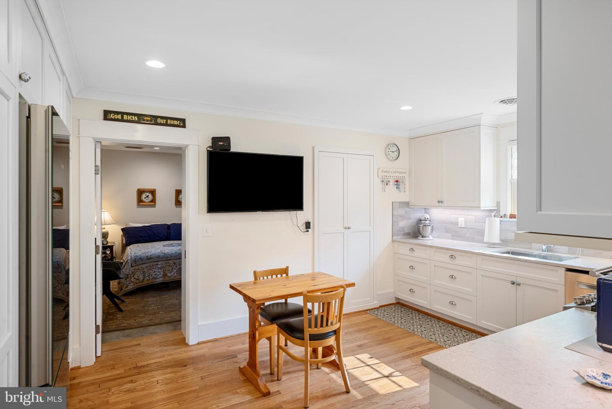 RIDGEVIEW - Residential