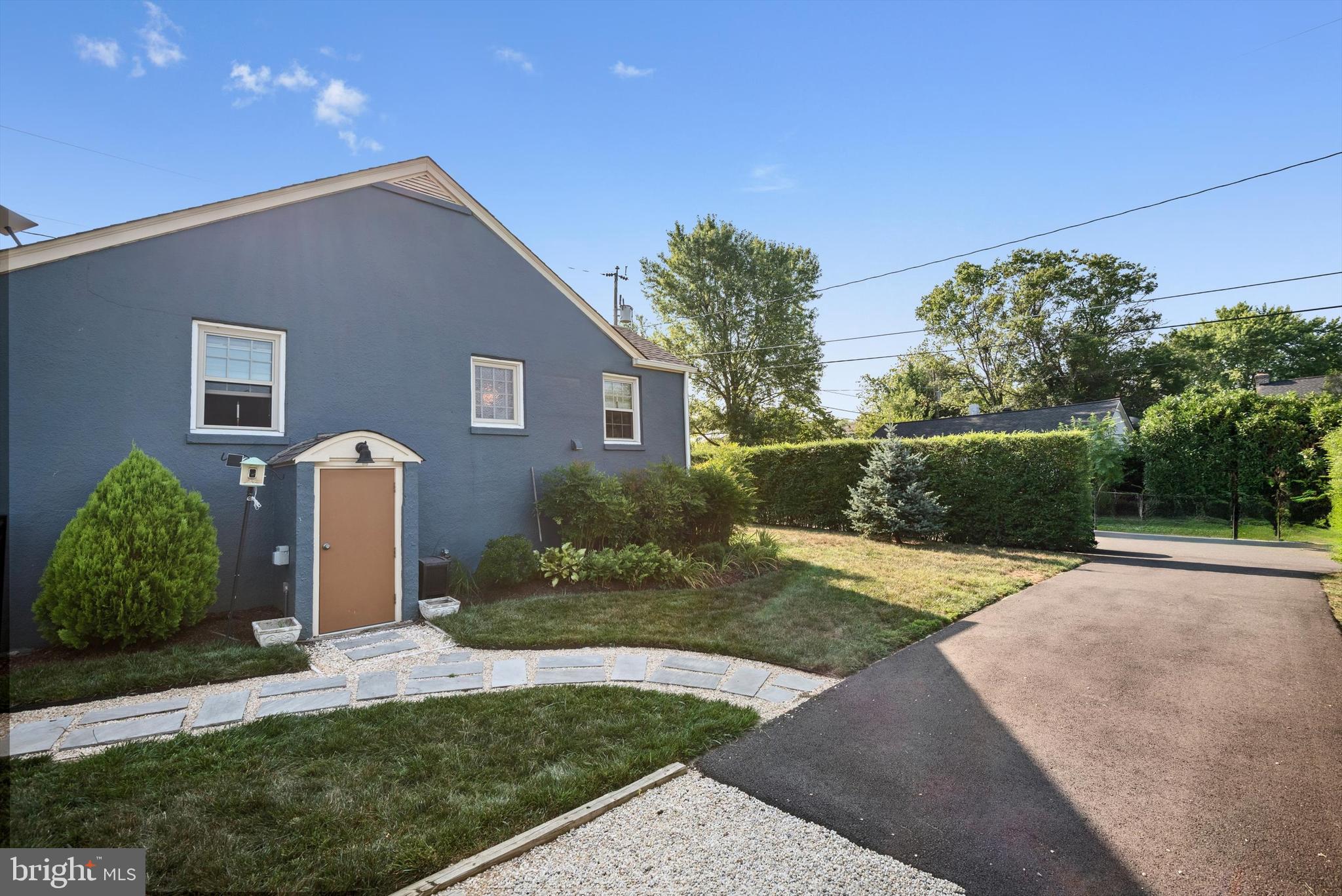 RIDGEVIEW - Residential