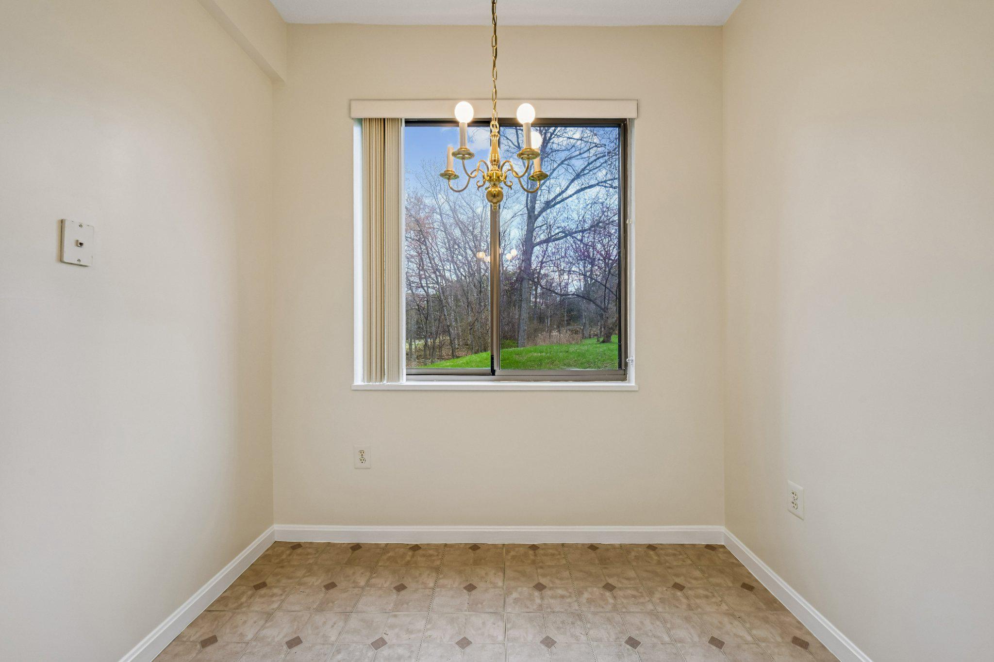 TURNBERRY COURTS AT LEIS - Residential