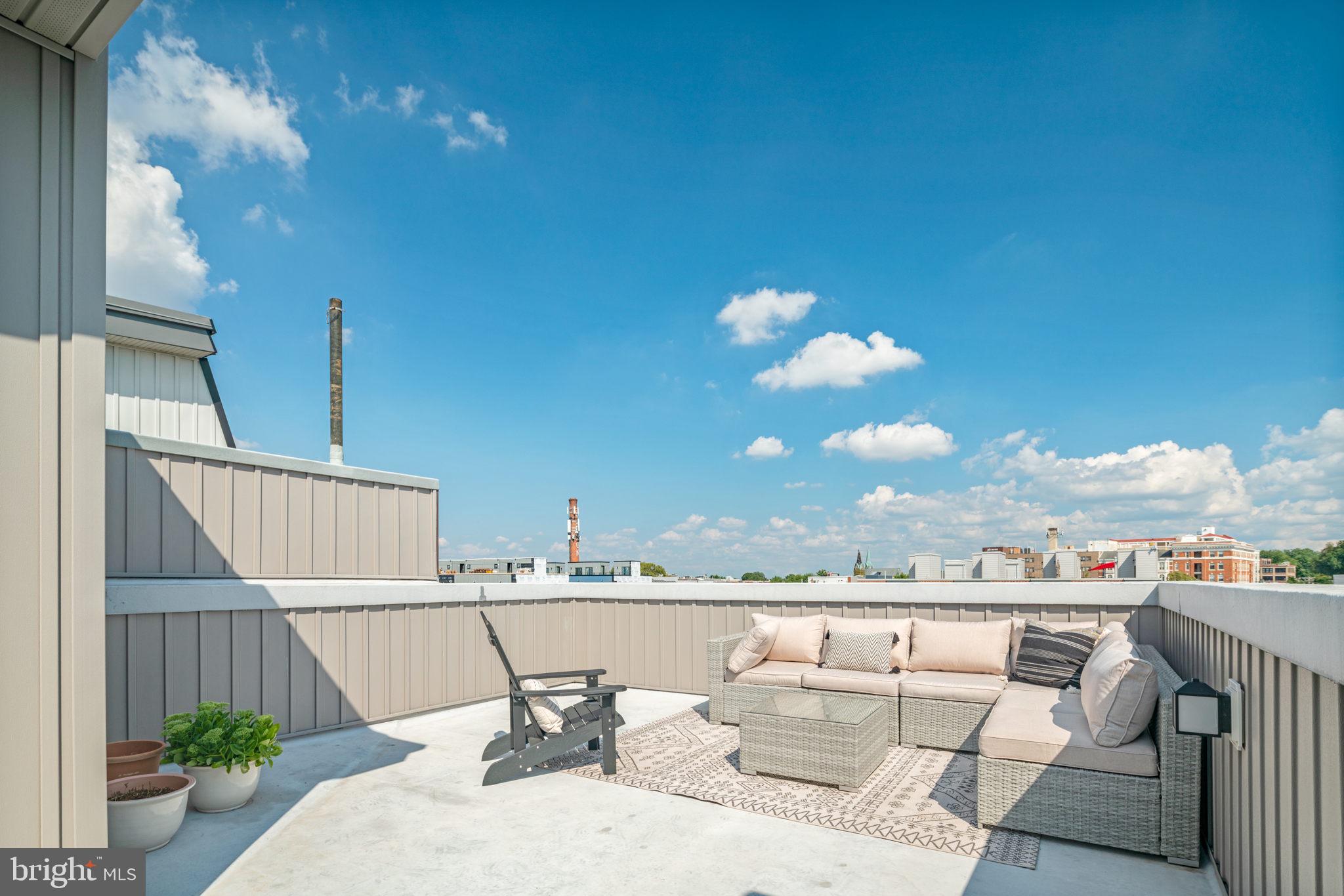 NORRIS SQUARE - Residential