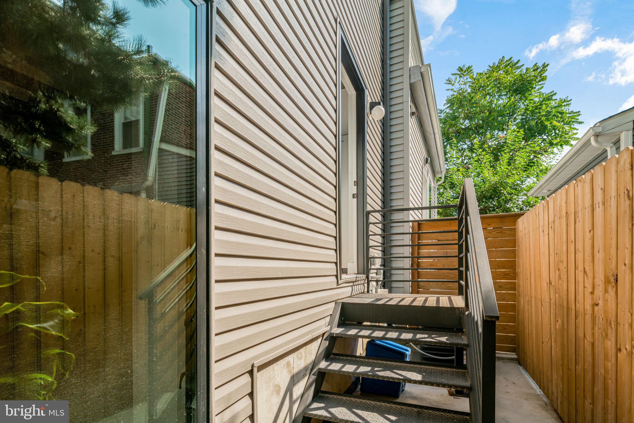 NORRIS SQUARE - Residential