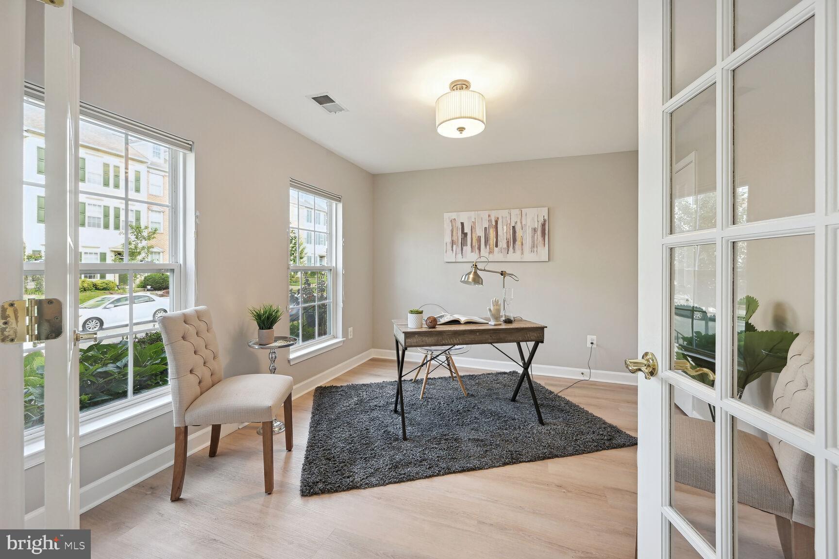 LAKELANDS - Residential