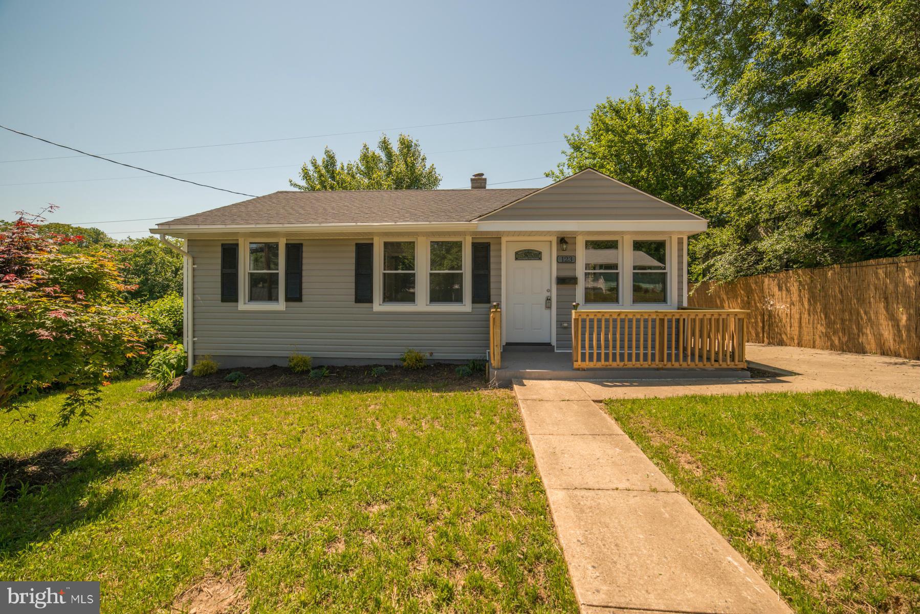 TOLLGATE - Residential