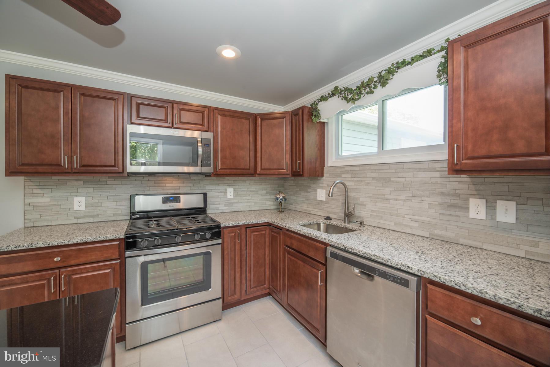 TOLLGATE - Residential