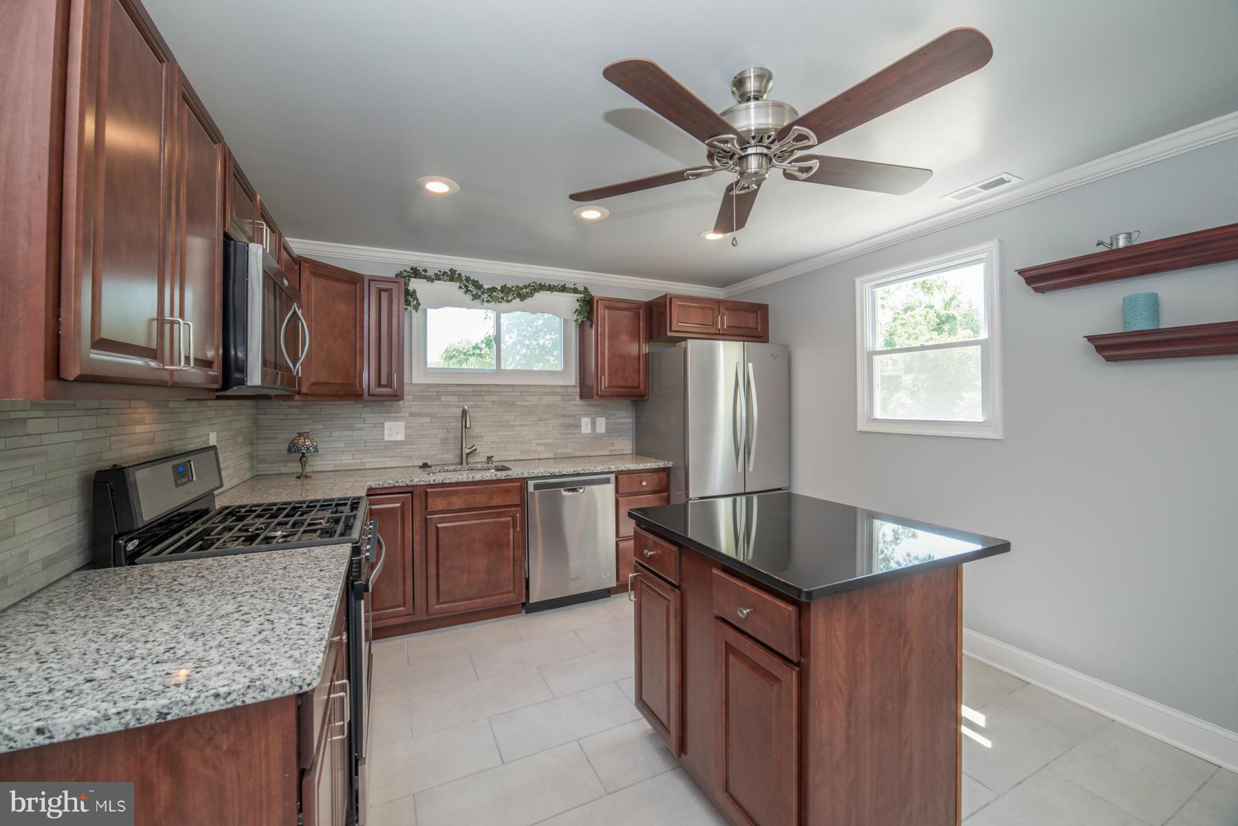 TOLLGATE - Residential