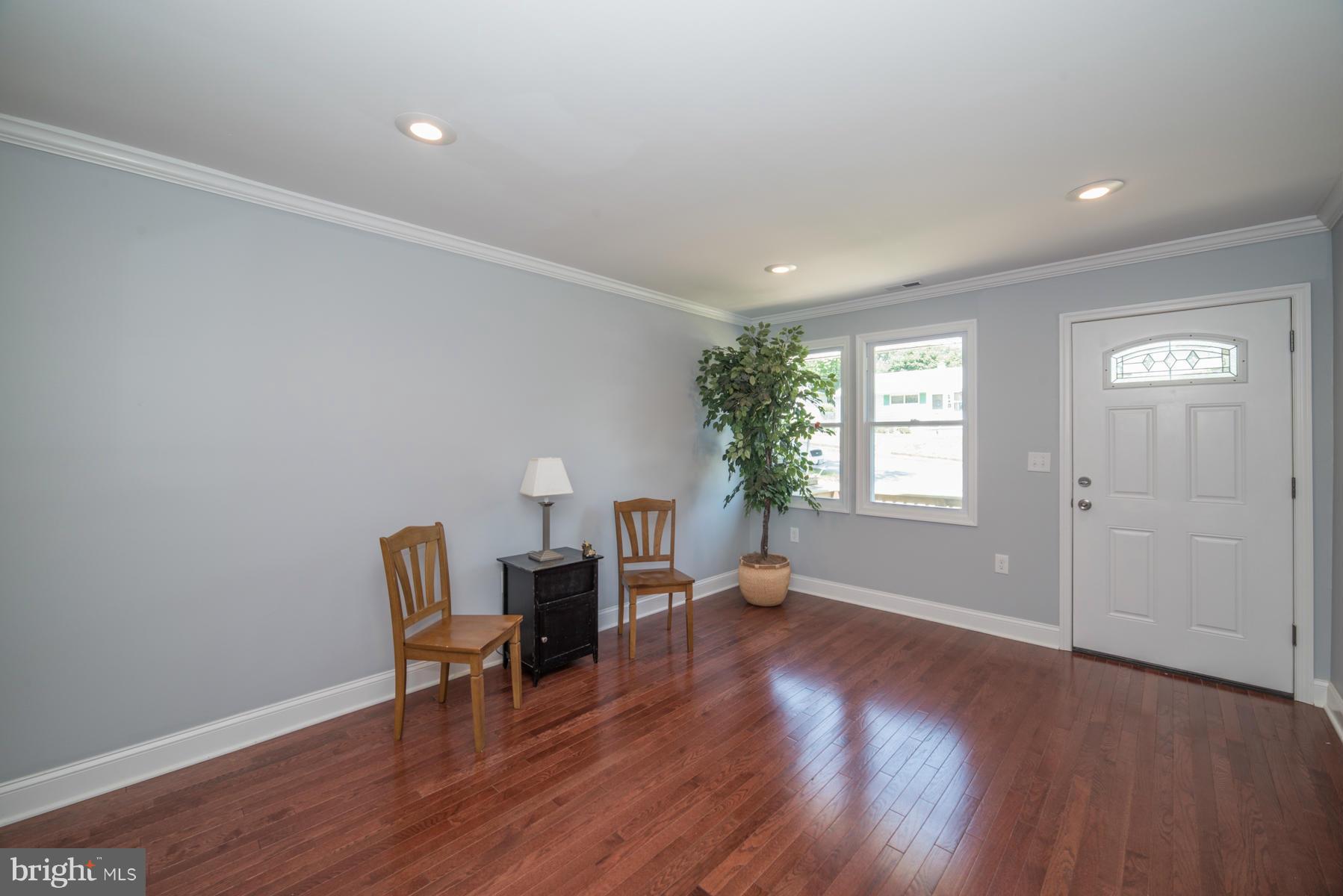 TOLLGATE - Residential