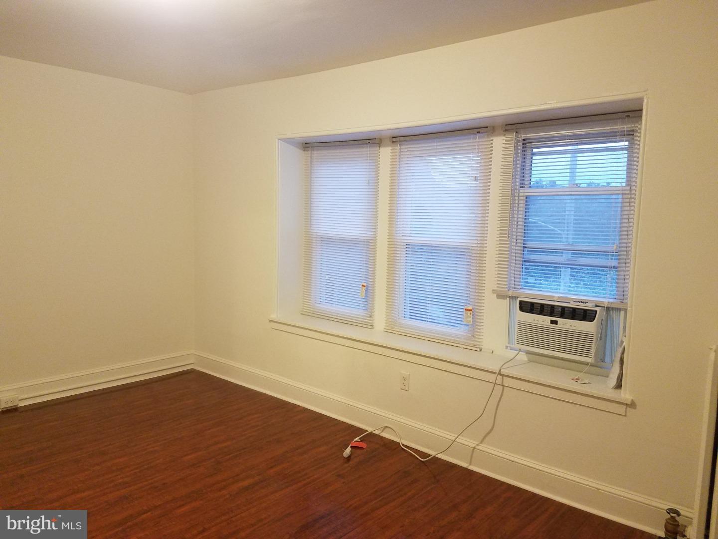 MANAYUNK - Residential Lease