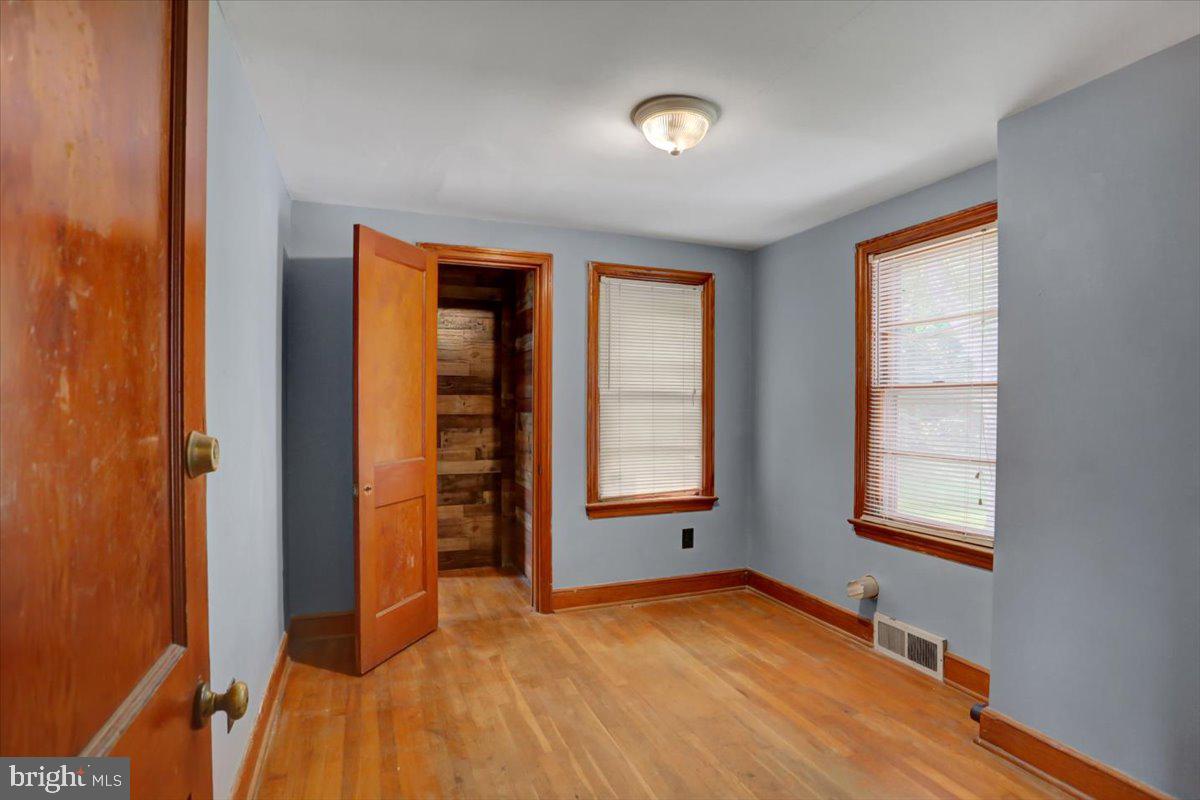 WILLIAMSPORT - Residential